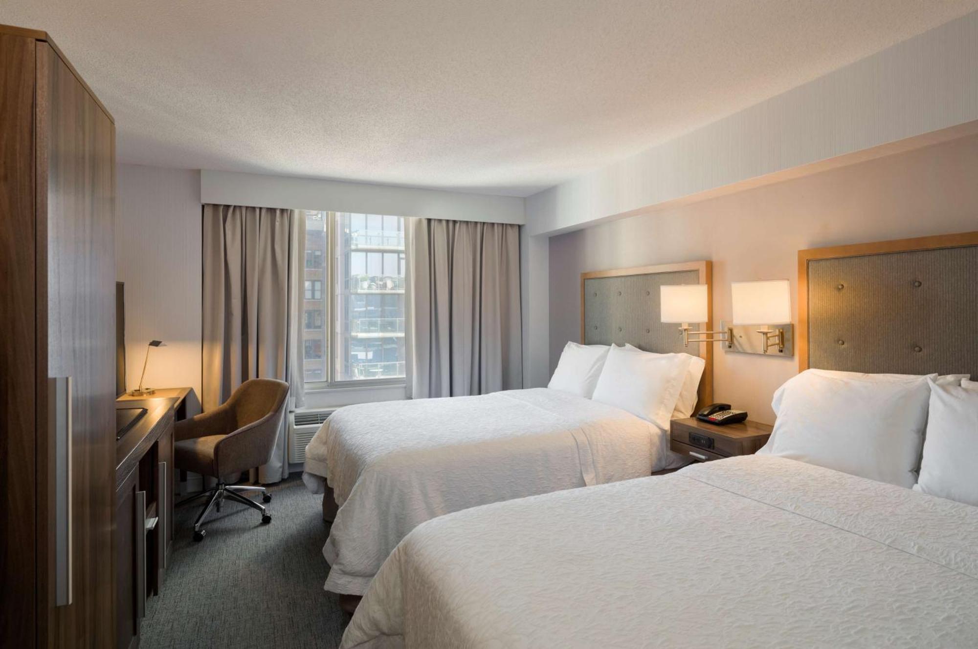 Queen Room Two Queen Beds City View