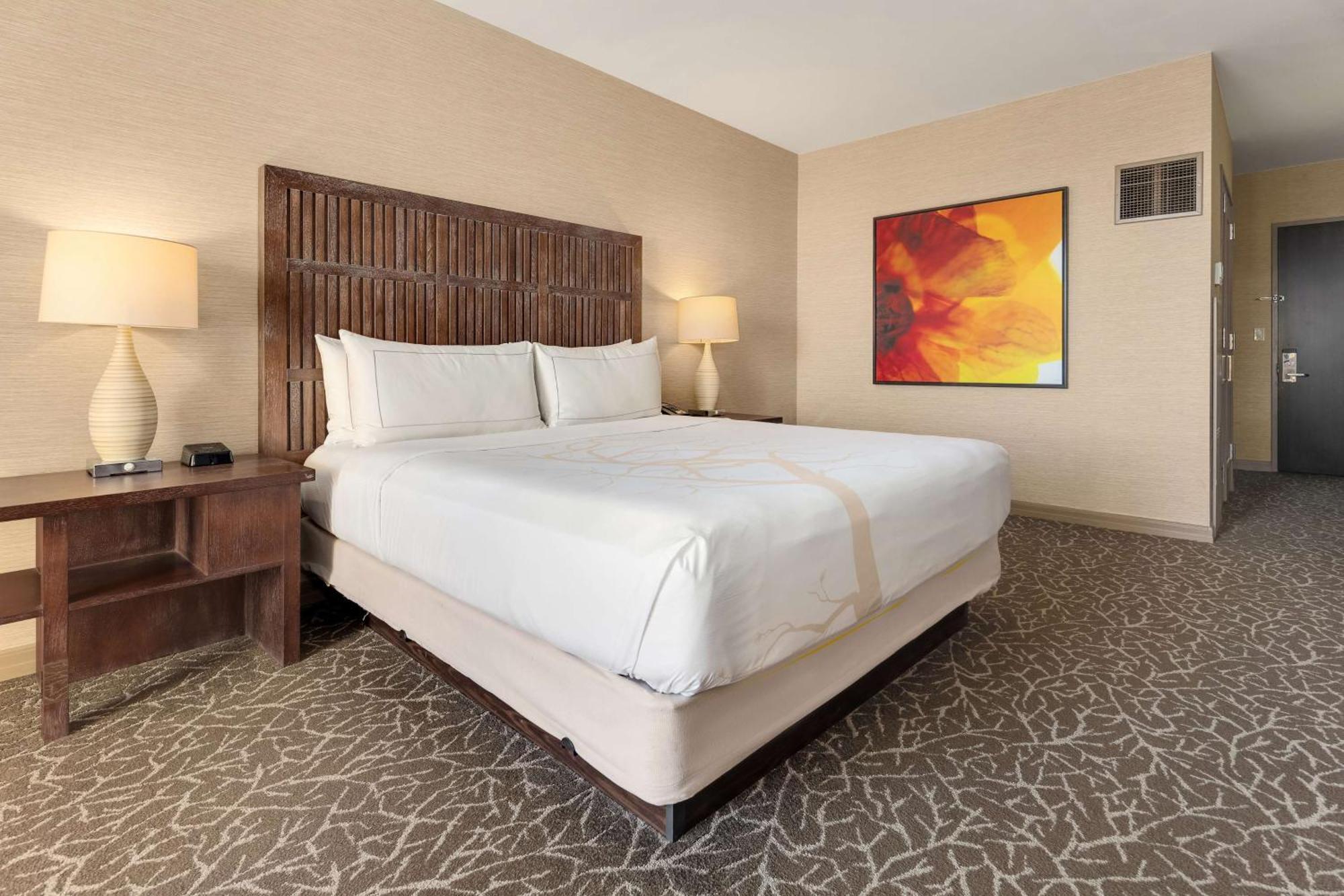King Room Coastal Golf View