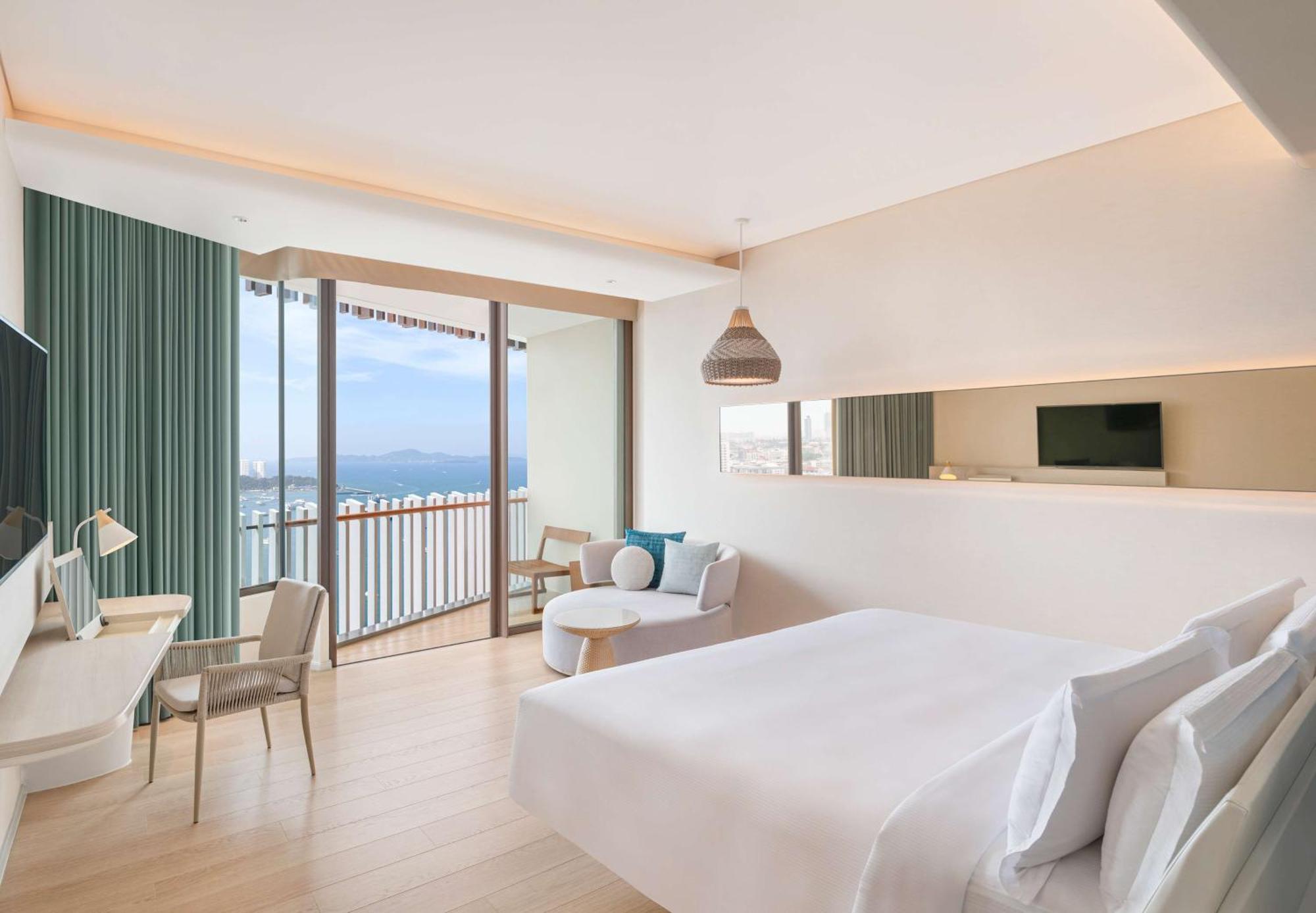 Deluxe King Room Ocean View,1552627822:JPEG