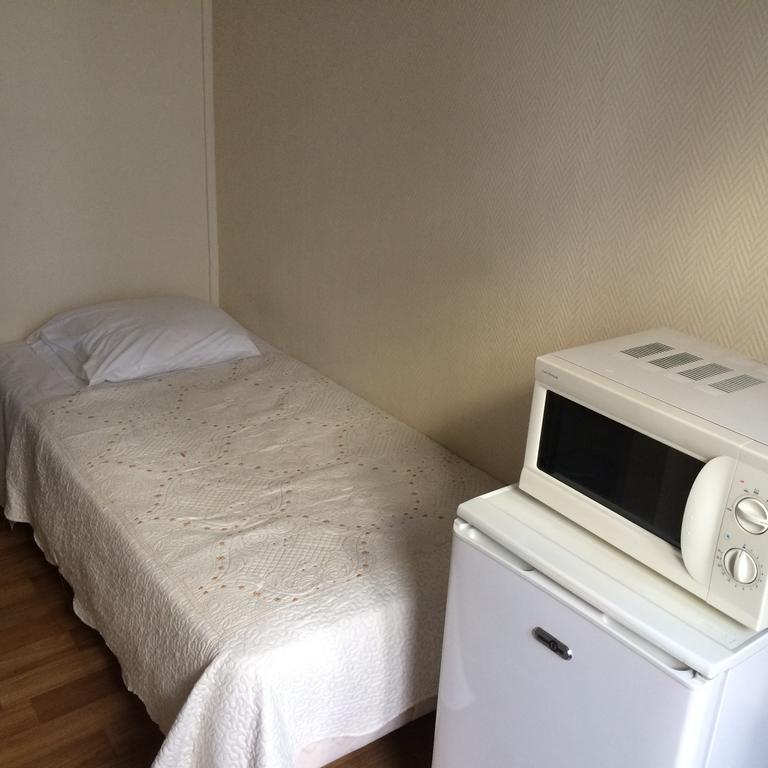 Enkelrum med delat badrum