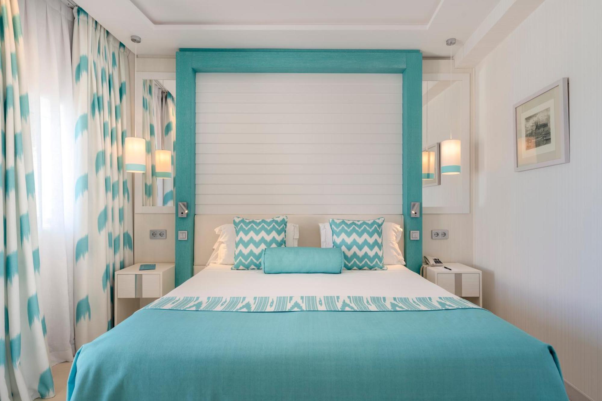 Premium Double or Twin Room Sea View,1554159481:JPEG