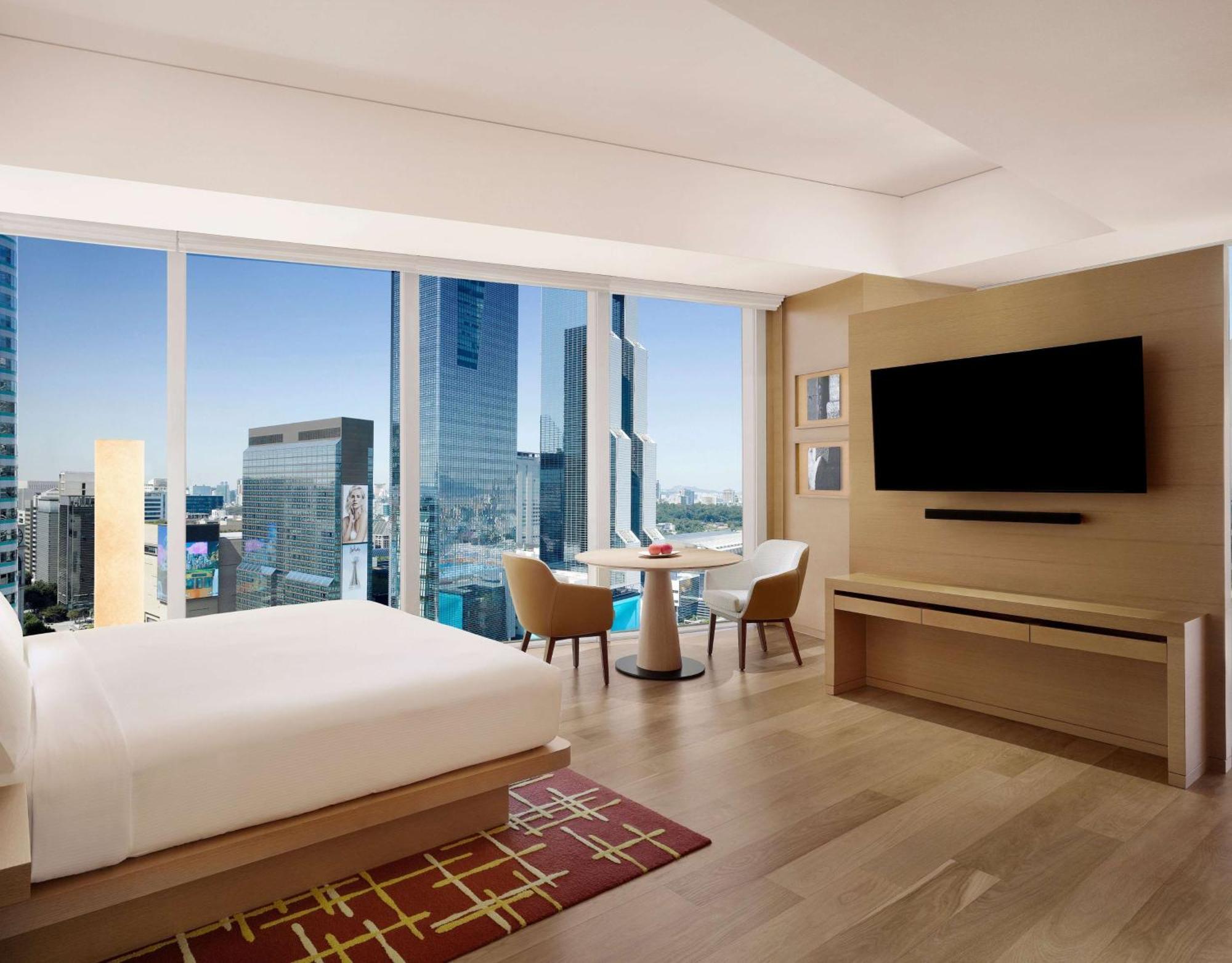 1 King Bed, City View, Deluxe,1554491230:JPEG