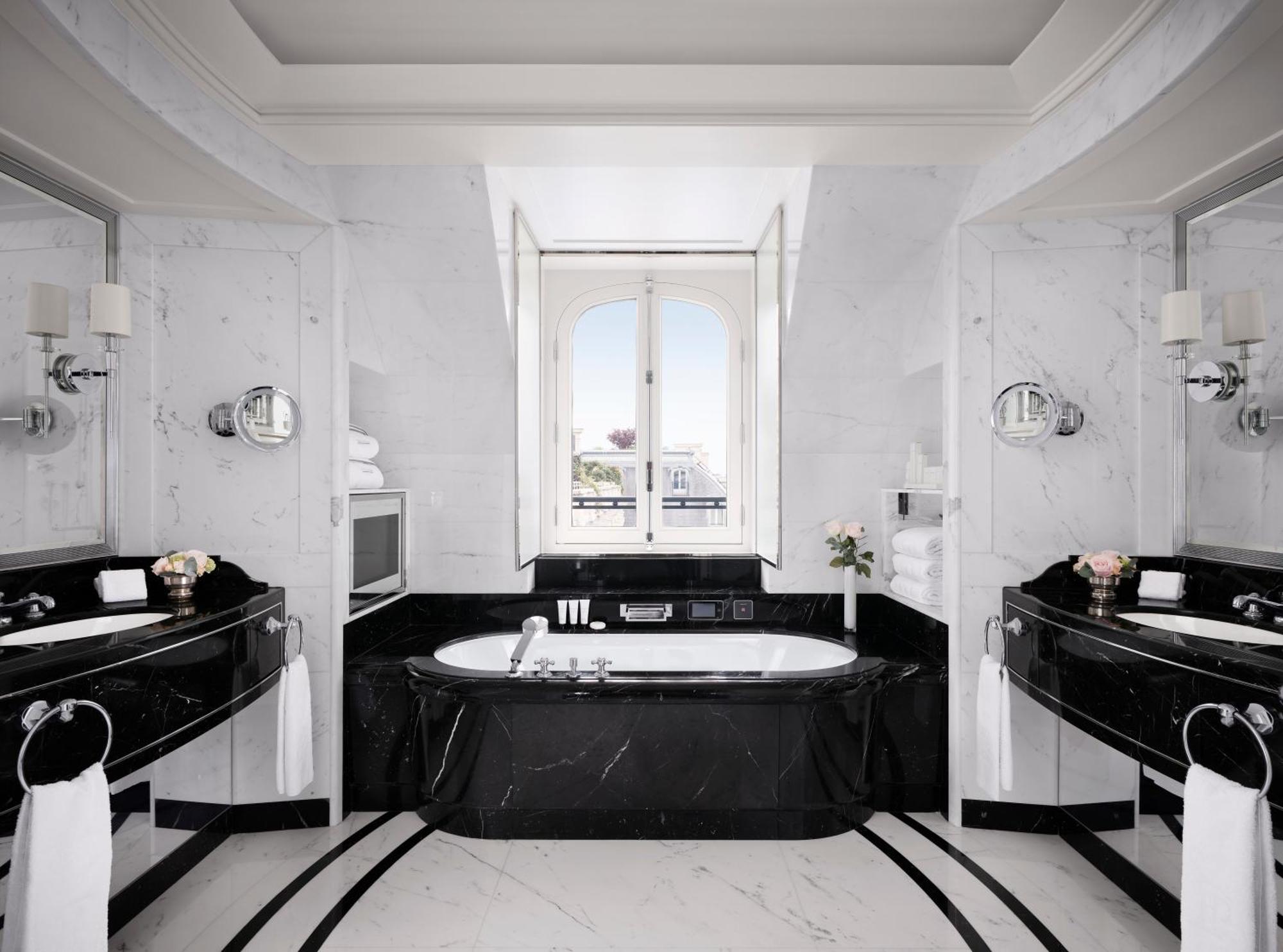 Rooftop Garden Suite