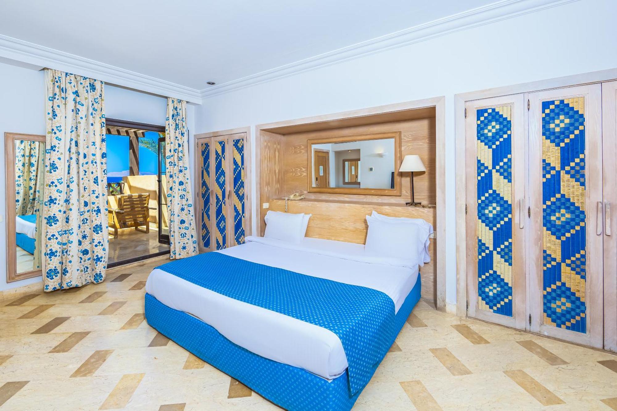 Rum Deluxe med utsikt över trädgården