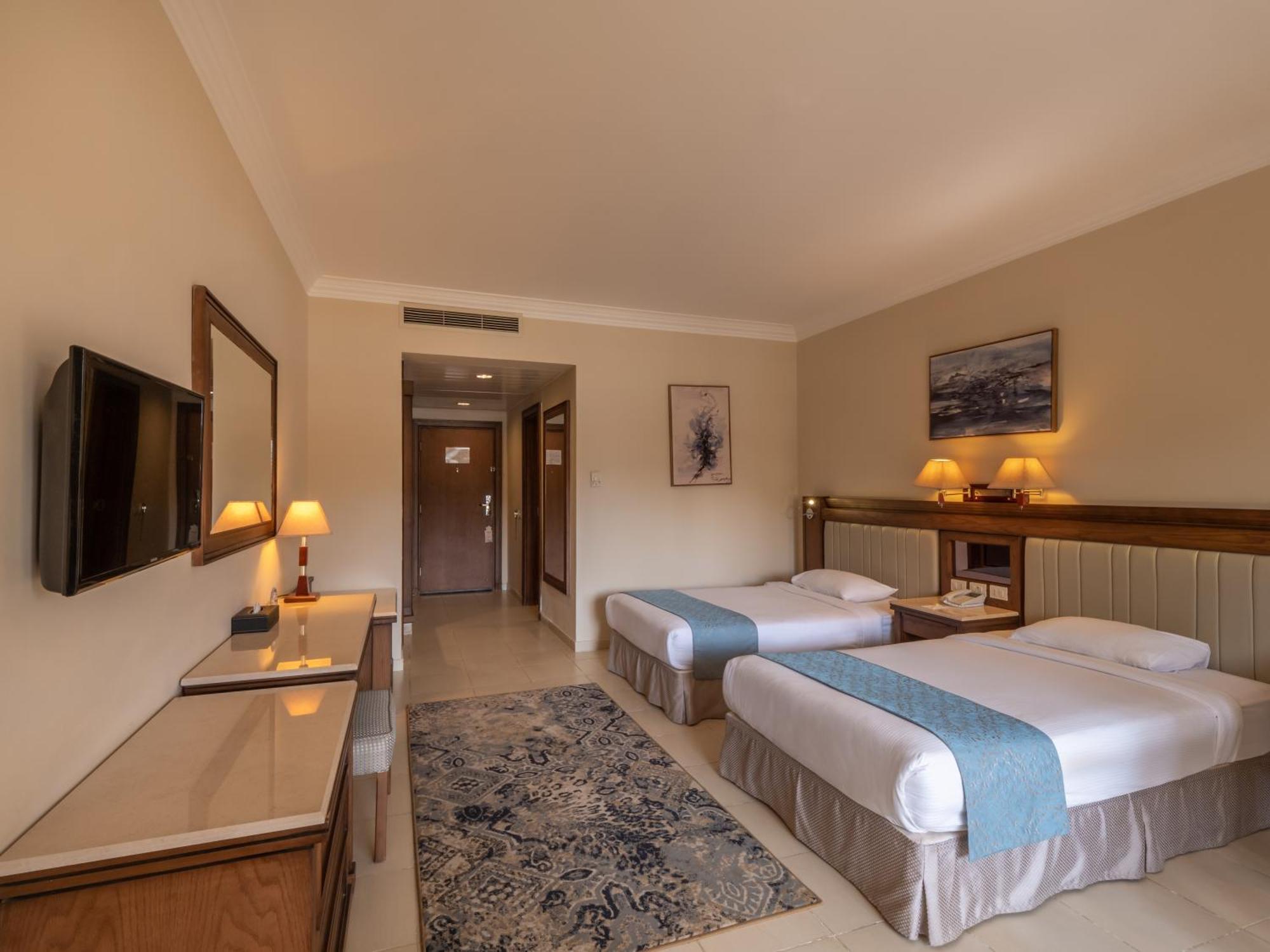 Premium Triple Room Pool View