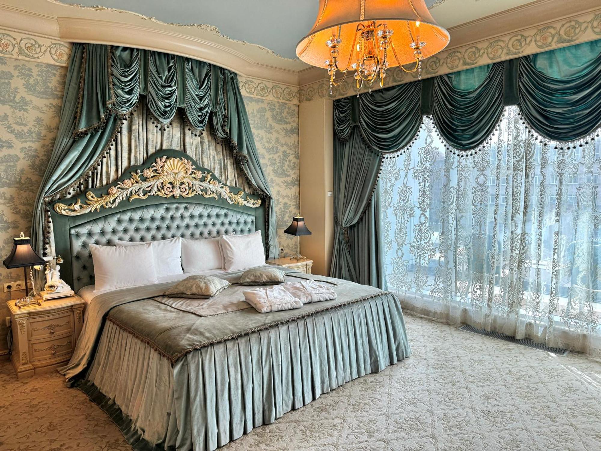 Luxury Double Room,1563289954:JPEG