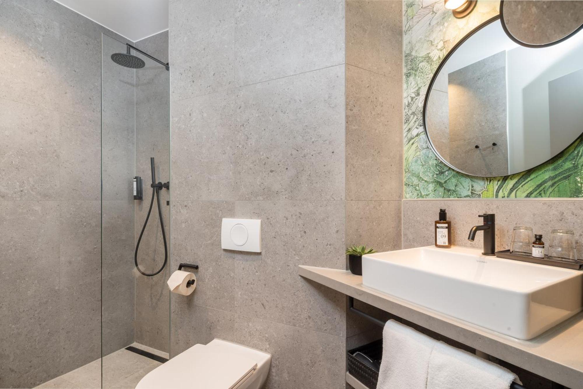 Double or Twin Room,1563294109:JPEG