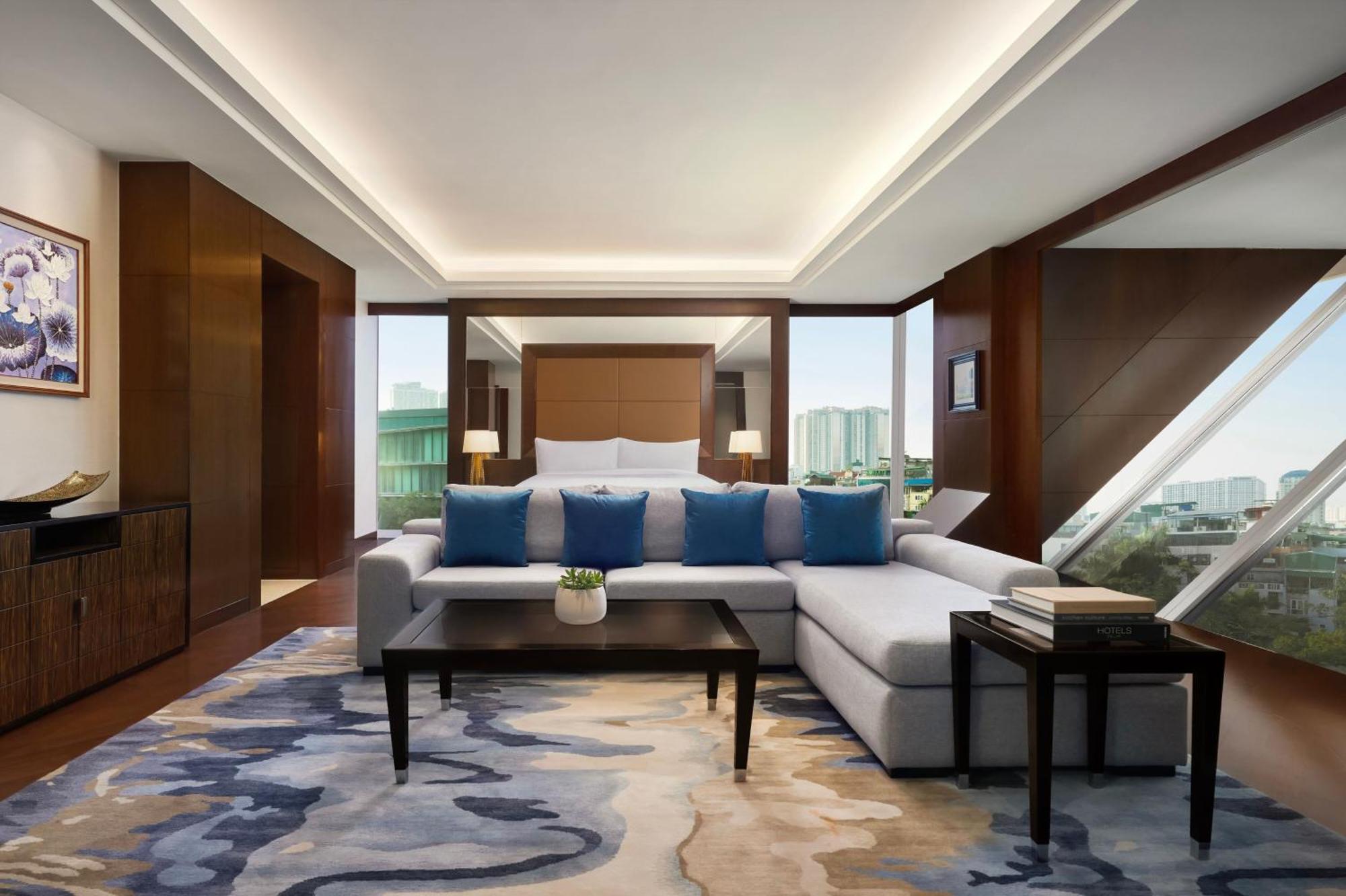 Presidential Suite Executive lounge access 1 King
