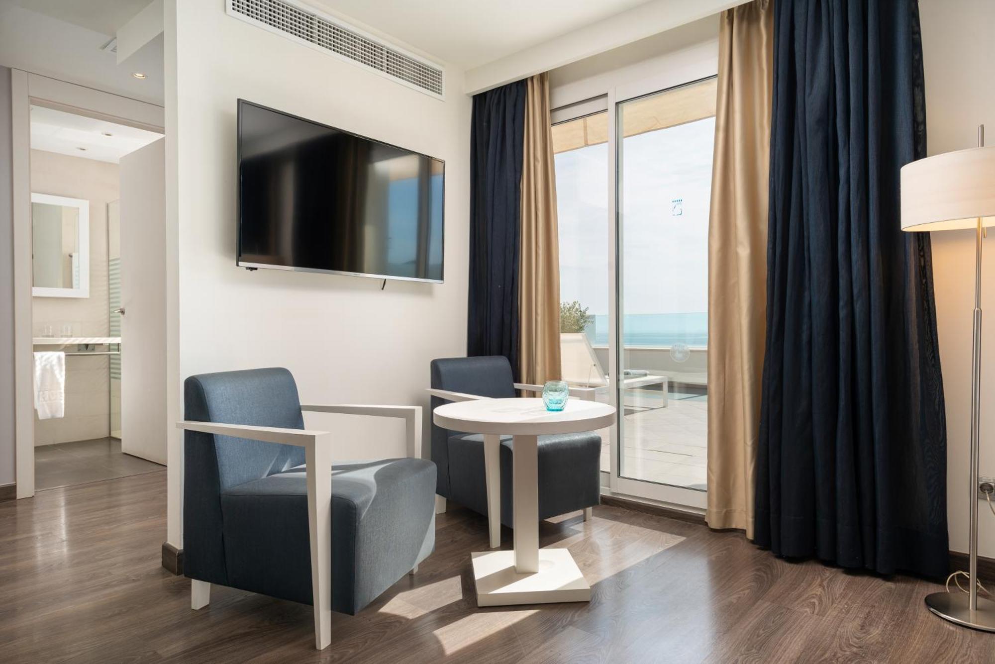Superior Suite with Sea View,1563576886:JPEG