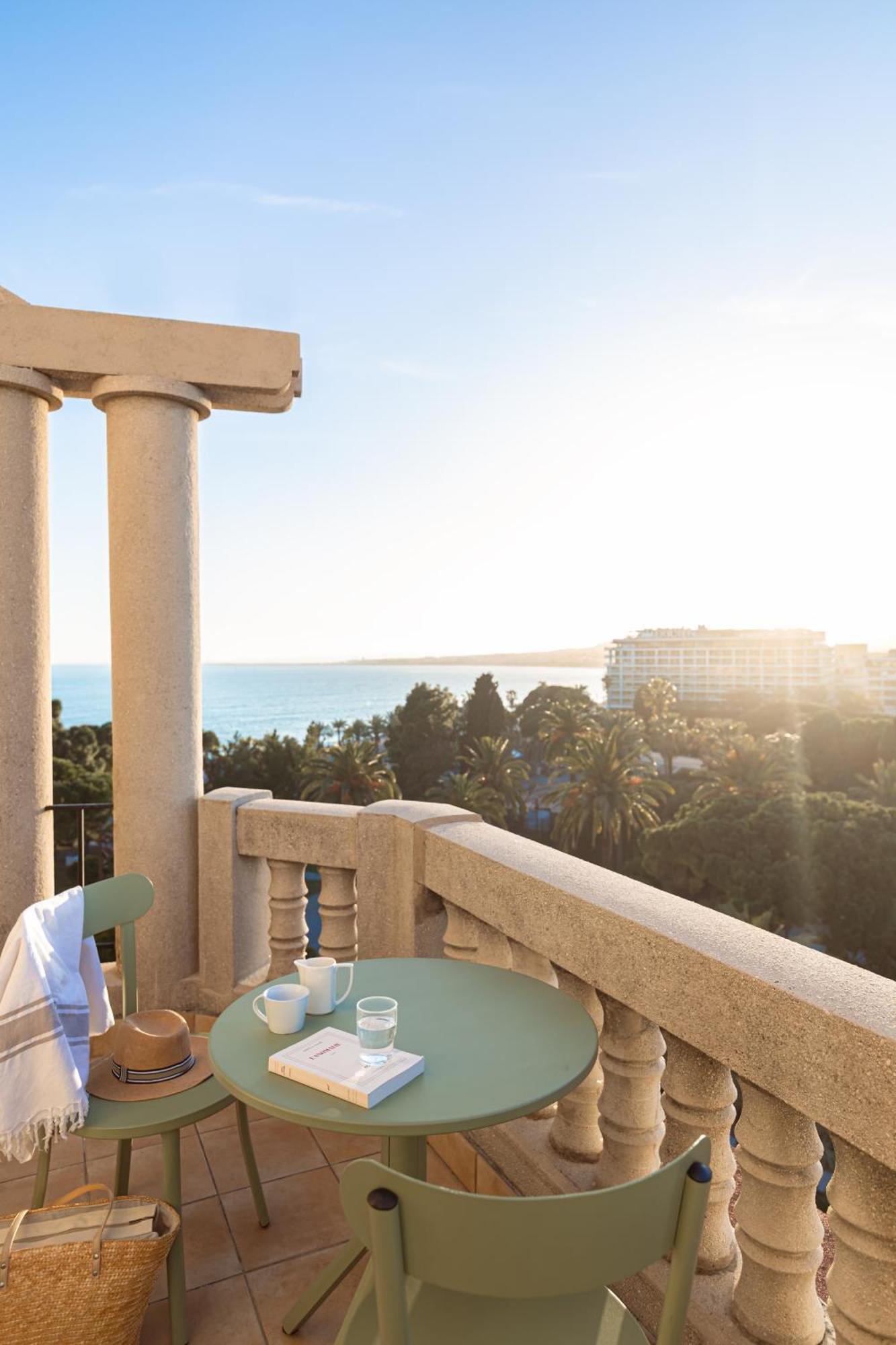 Privilege Double or Twin Room Sea View Balcony