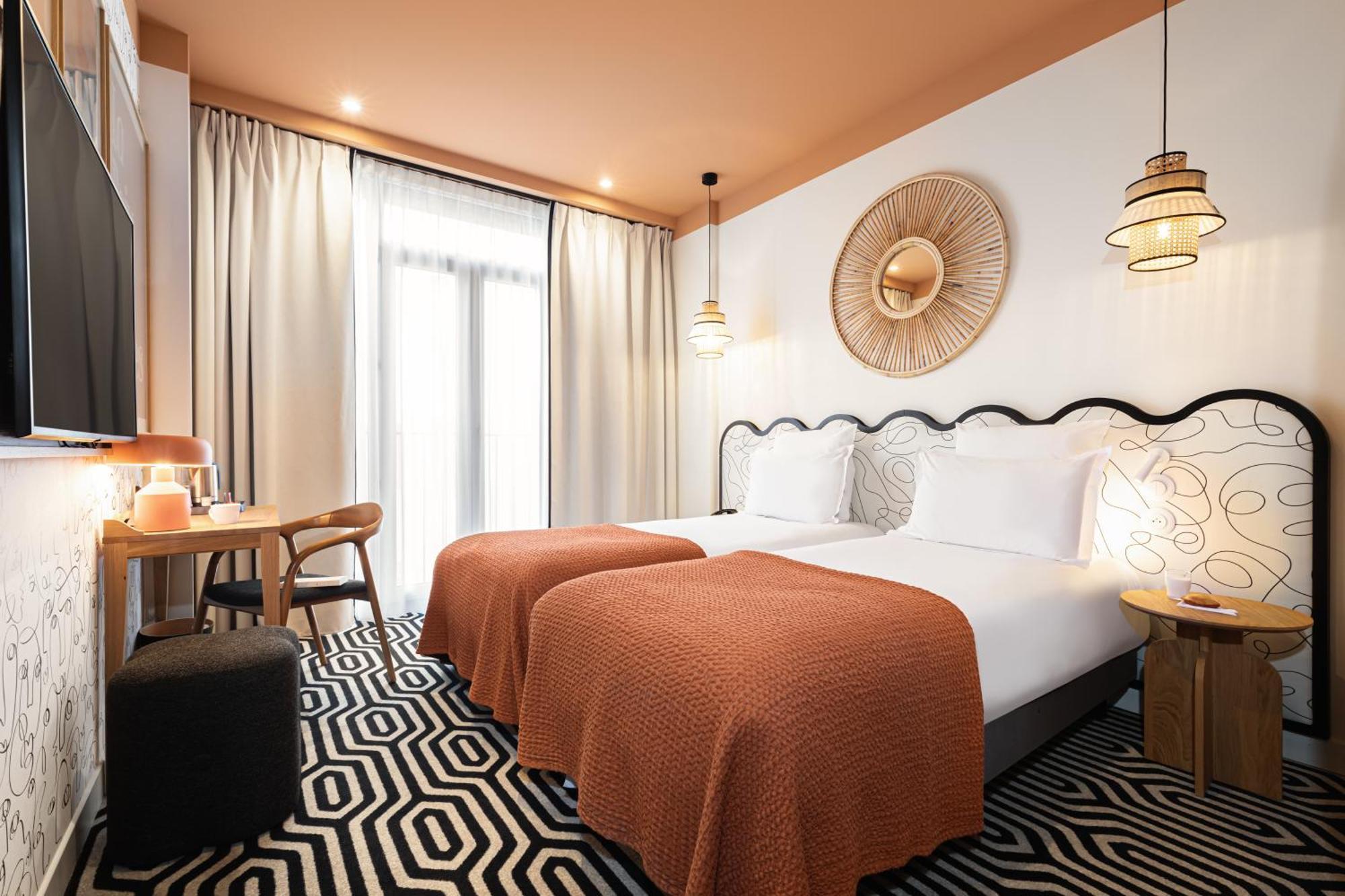 Privilege Double or Twin Room Sea View Balcony