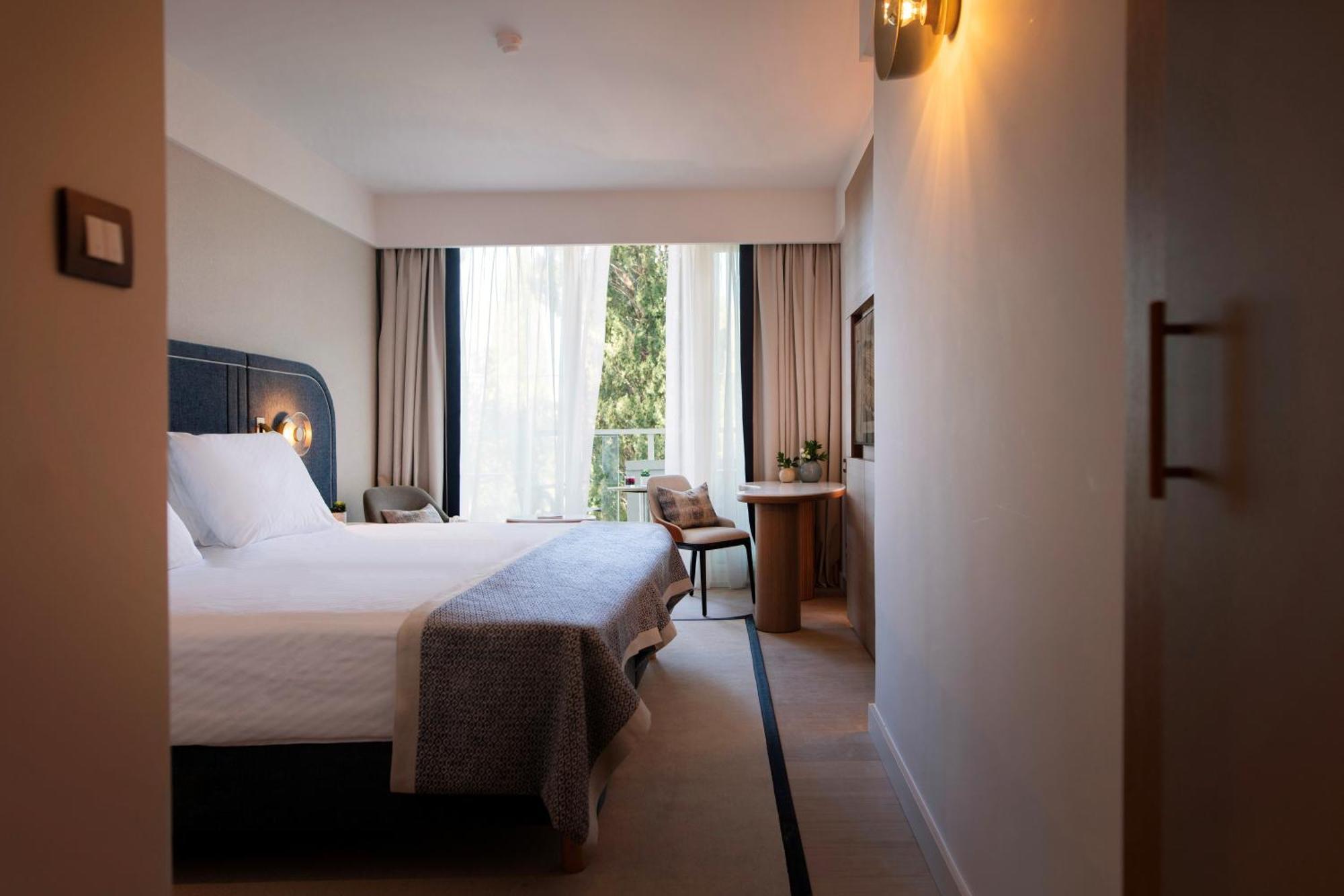 Classic Plus Room Balcony,1574694707:JPEG