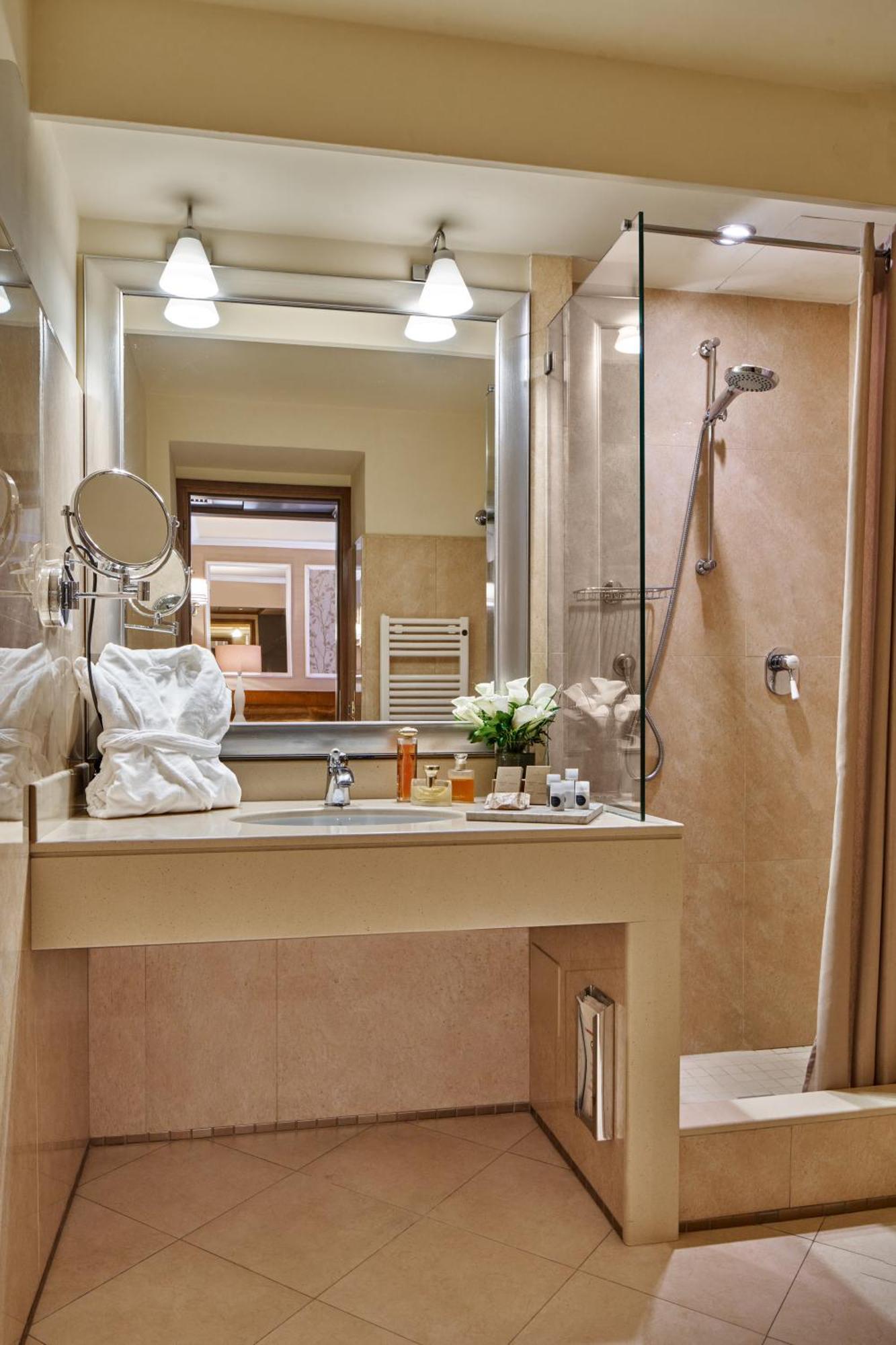 Double Room with French Bed,1706458775:JPEG