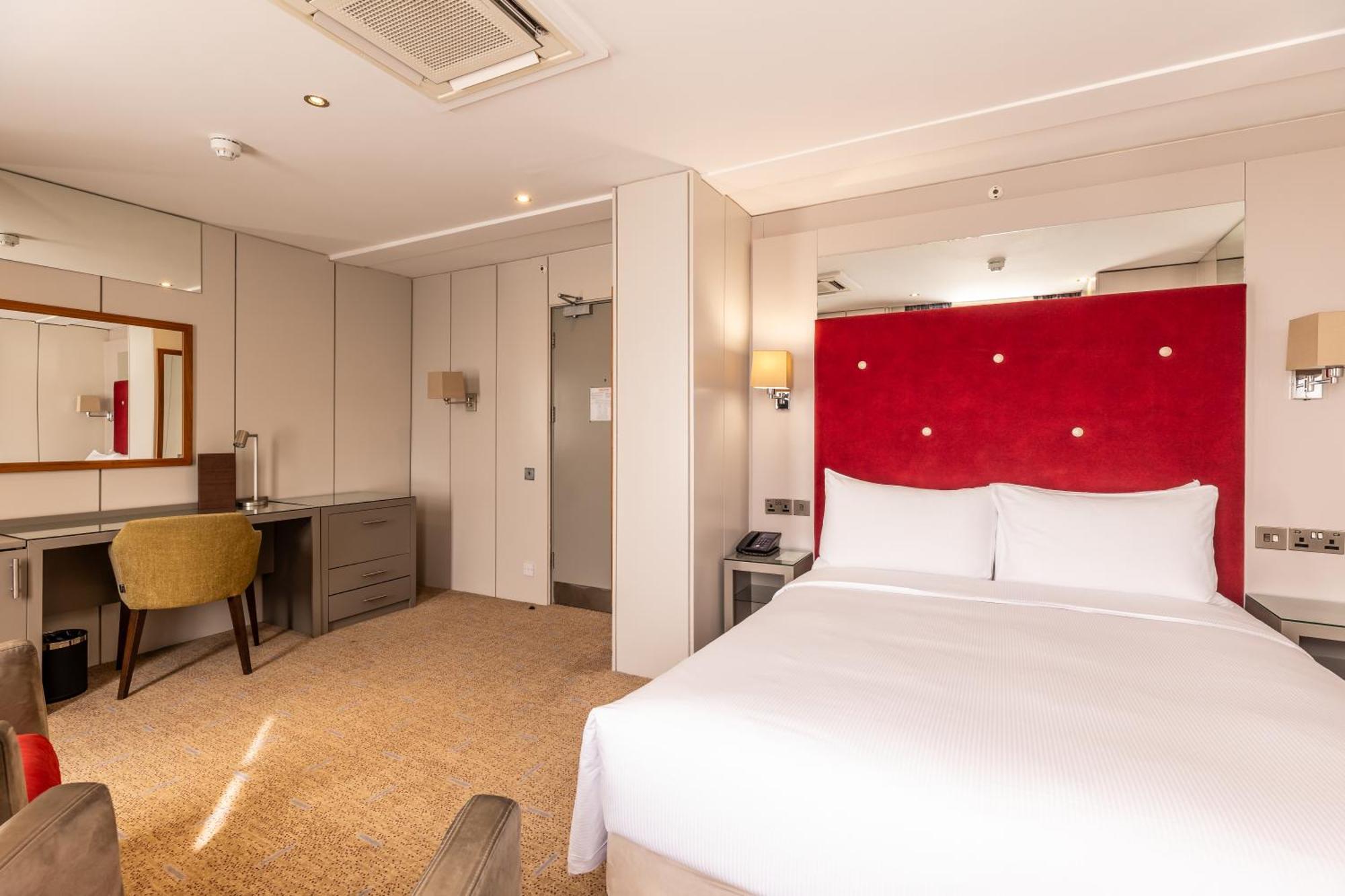 Superior Family Queen Room