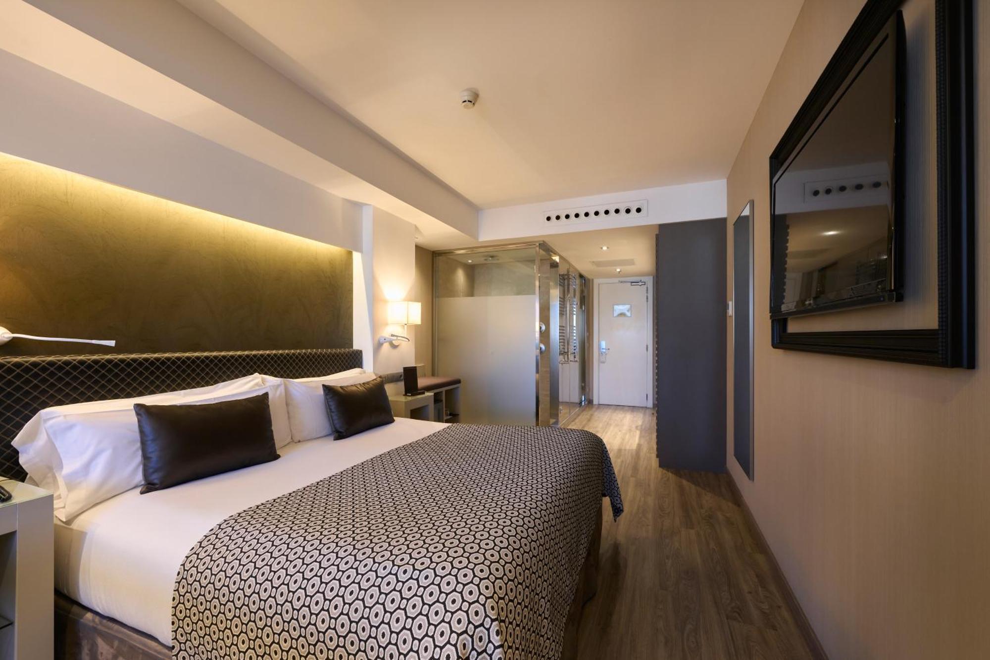 Junior Suite,1576772927:JPEG