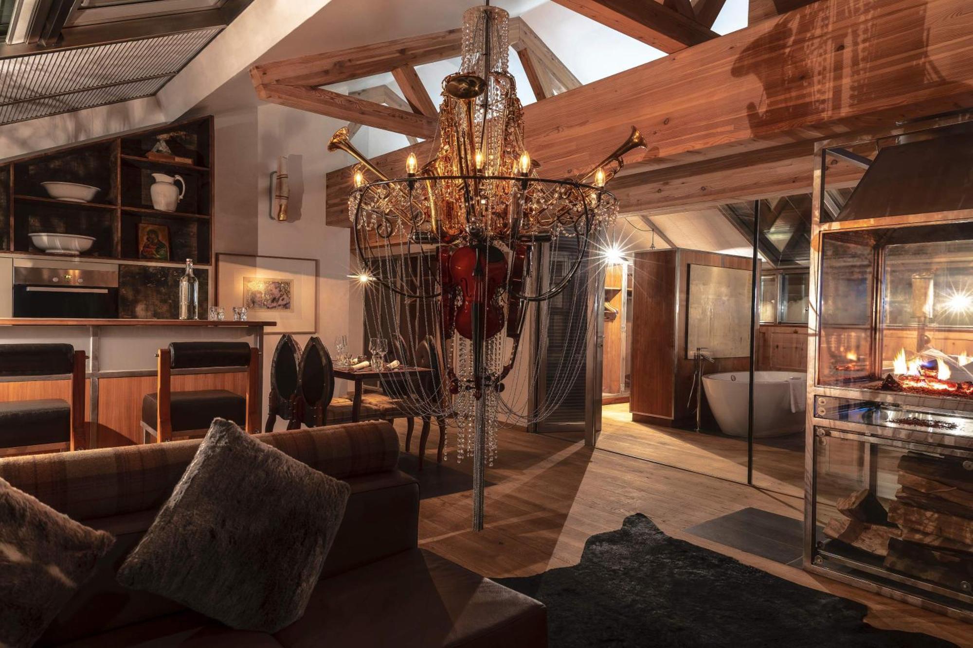 Sky & Stars Suite