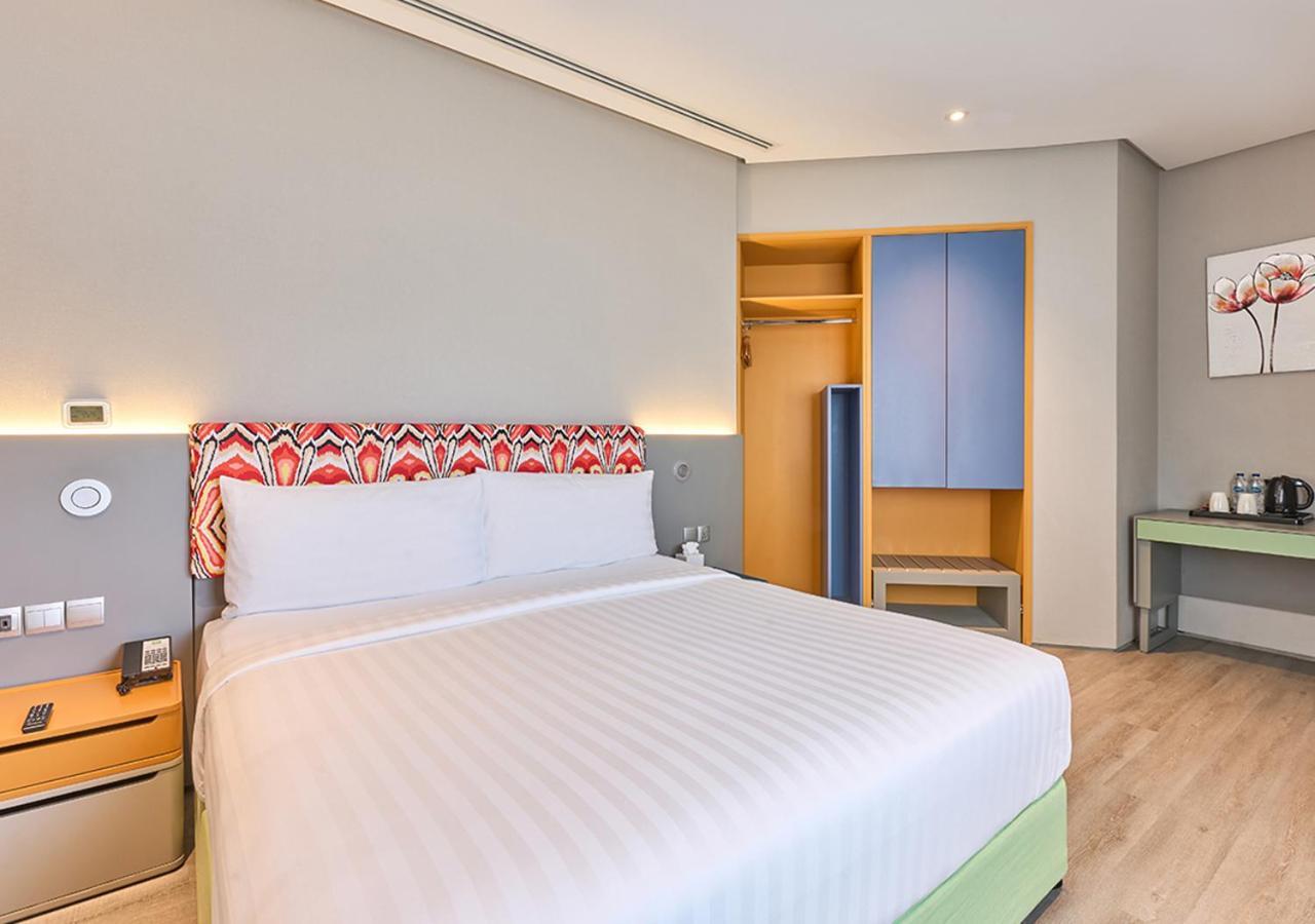 Standard Double Room City Side