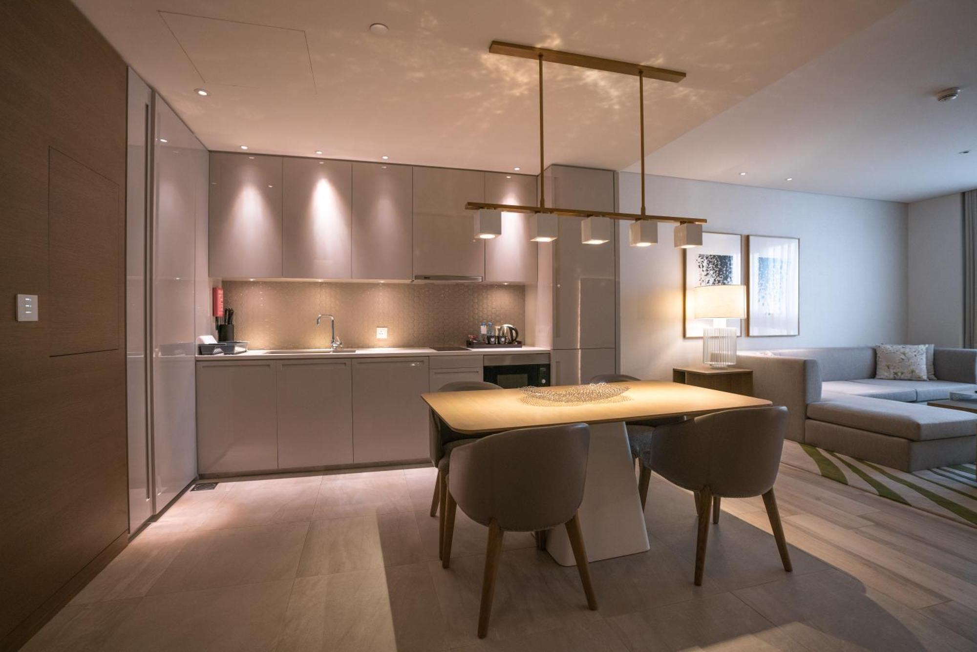 City View One Bedroom Apartment F&B