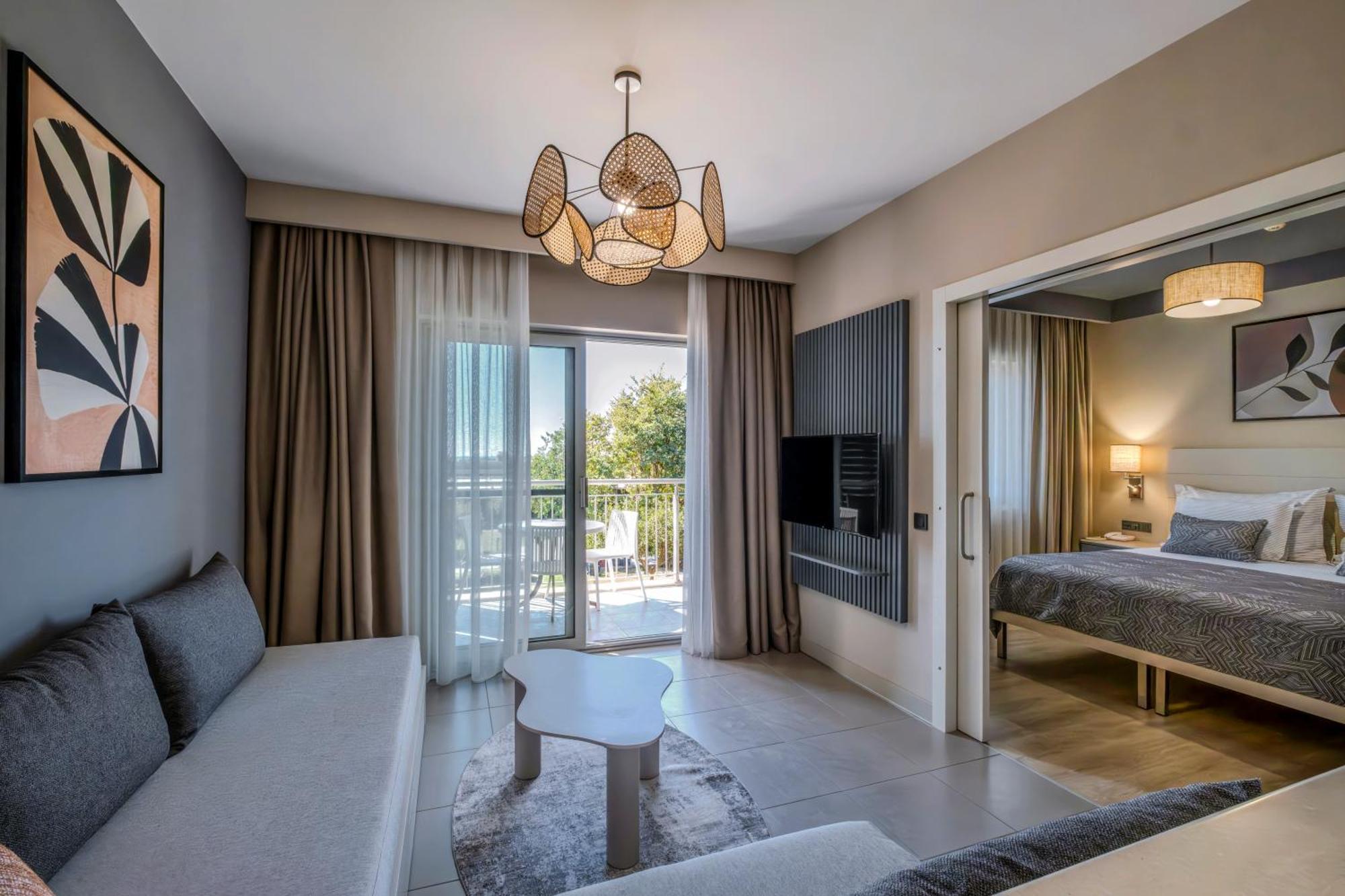 Deluxe Suite Sea View
