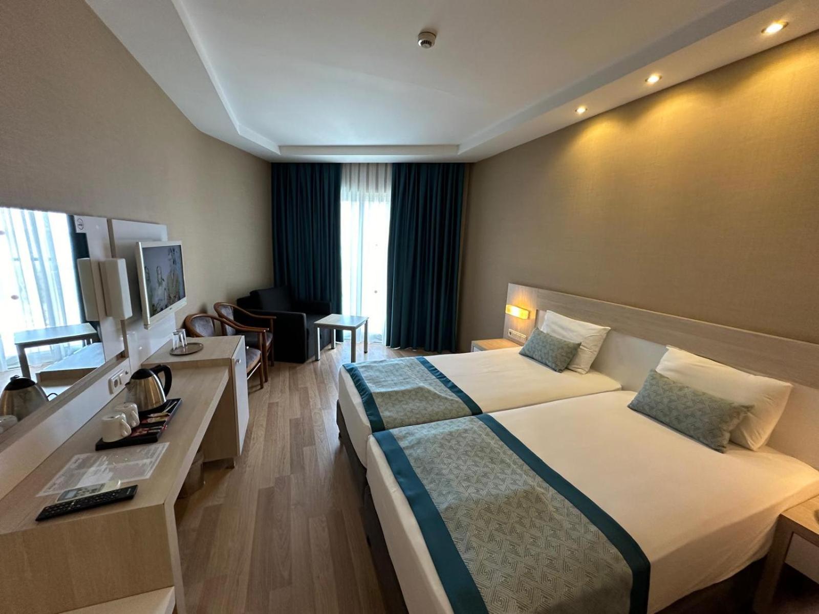 Standard Room,681424356:JPEG