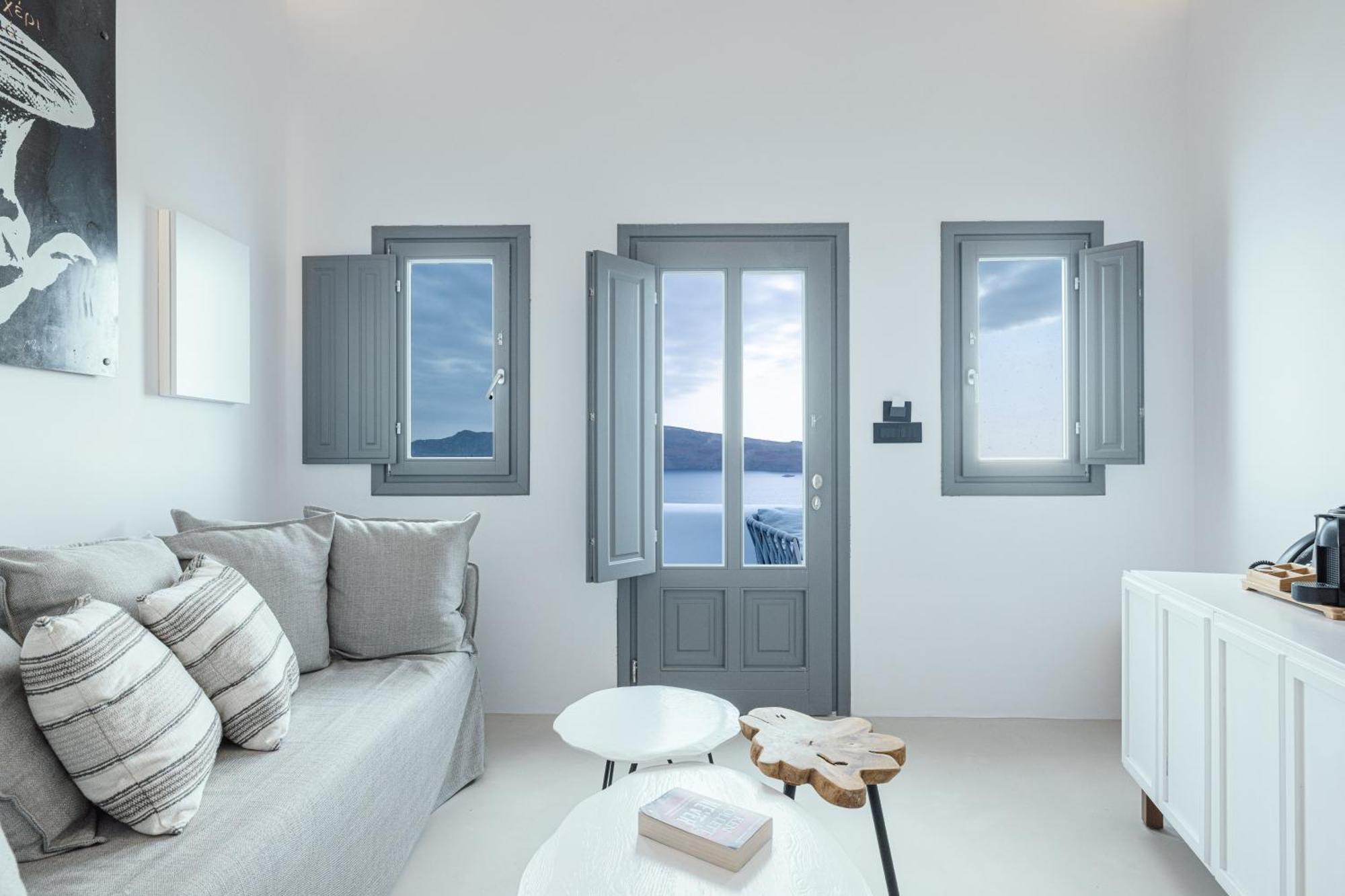 The Sailor's Maisonette with Caldera View,1586112515:JPEG