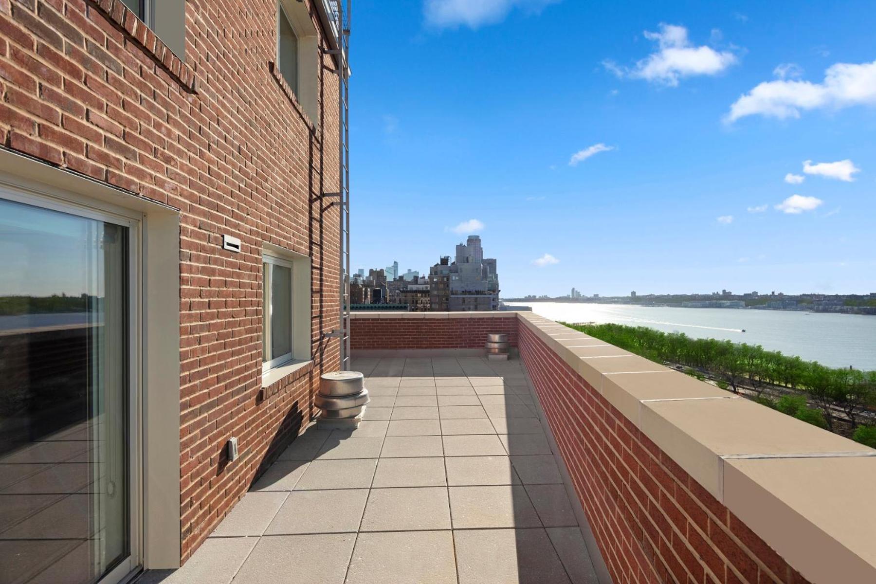 River View Penthouse Suite Balcony