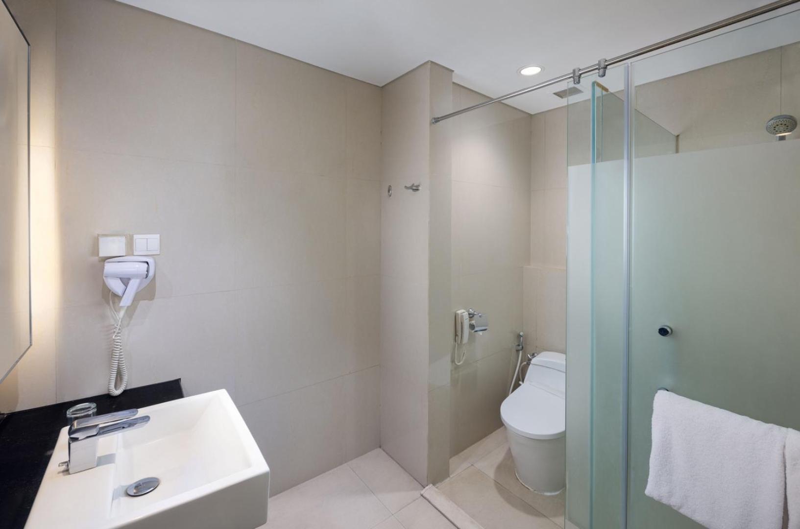 Deluxe King Room Spa Bath