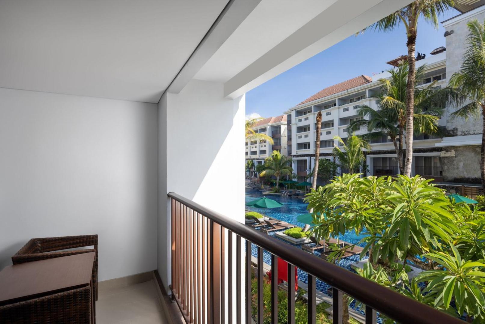 Grand Deluxe Twin Room Pool View