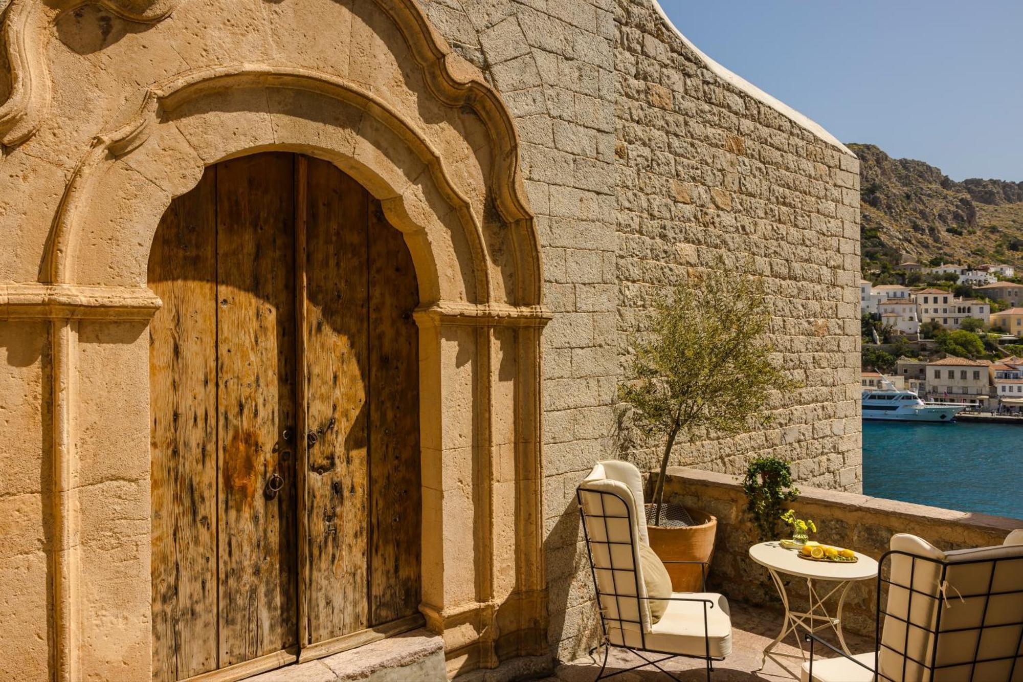 Historic Grand Suite Sea View Private Terrace