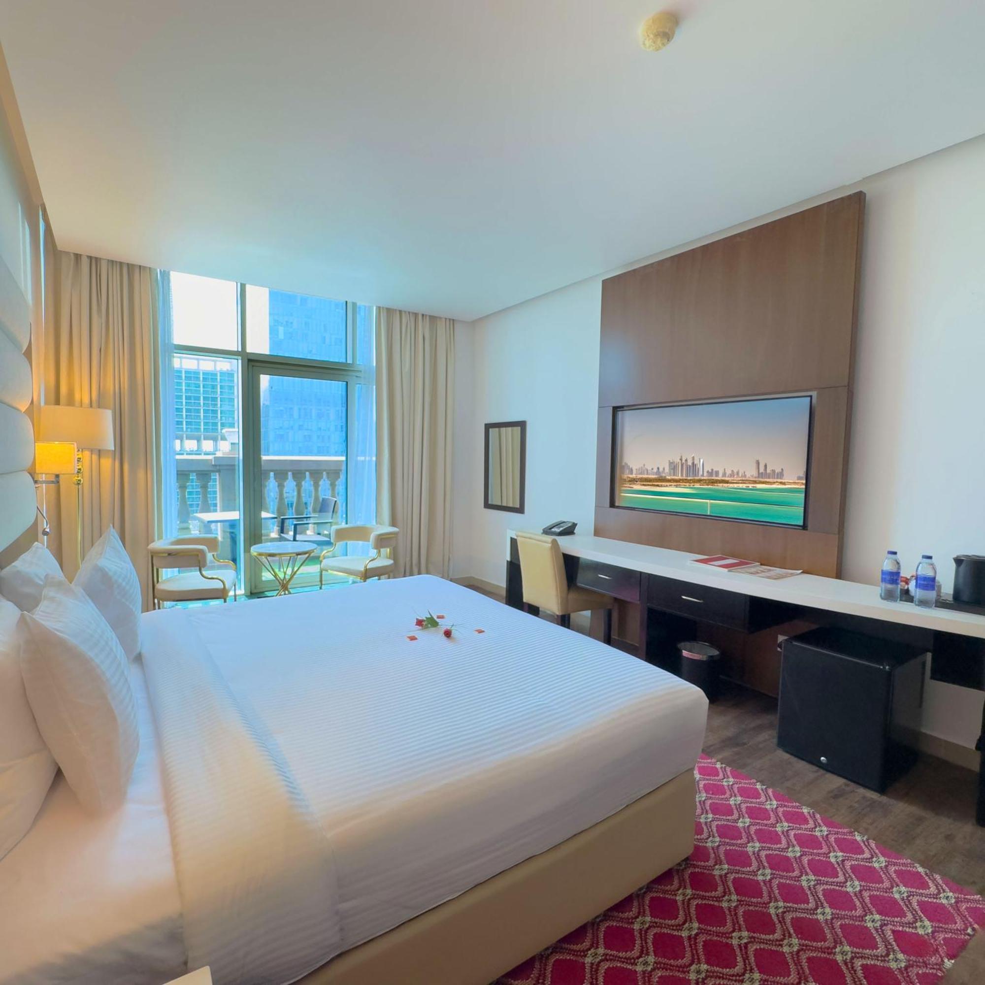 Club Room Burj Khalifa View