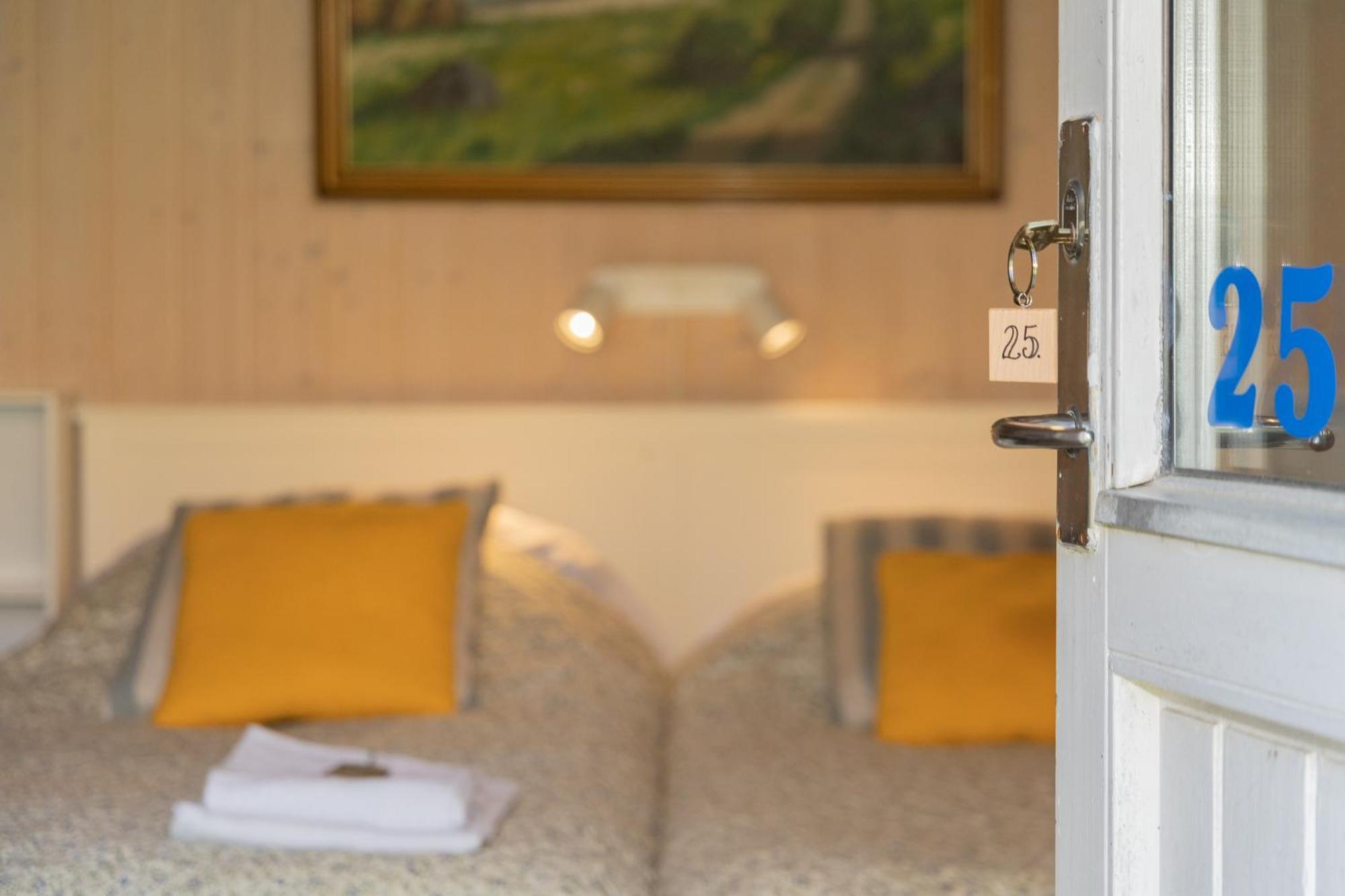 Double or Twin Room,1588071699:JPEG
