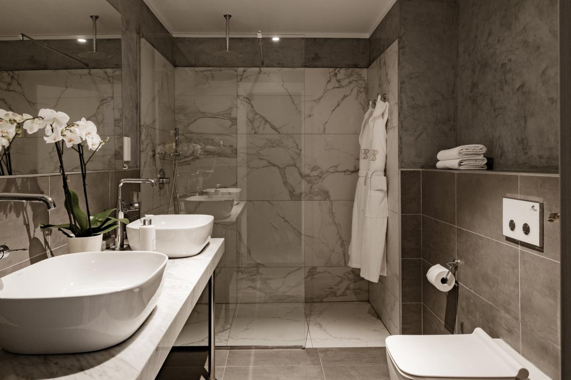 Signature Suite Sea View