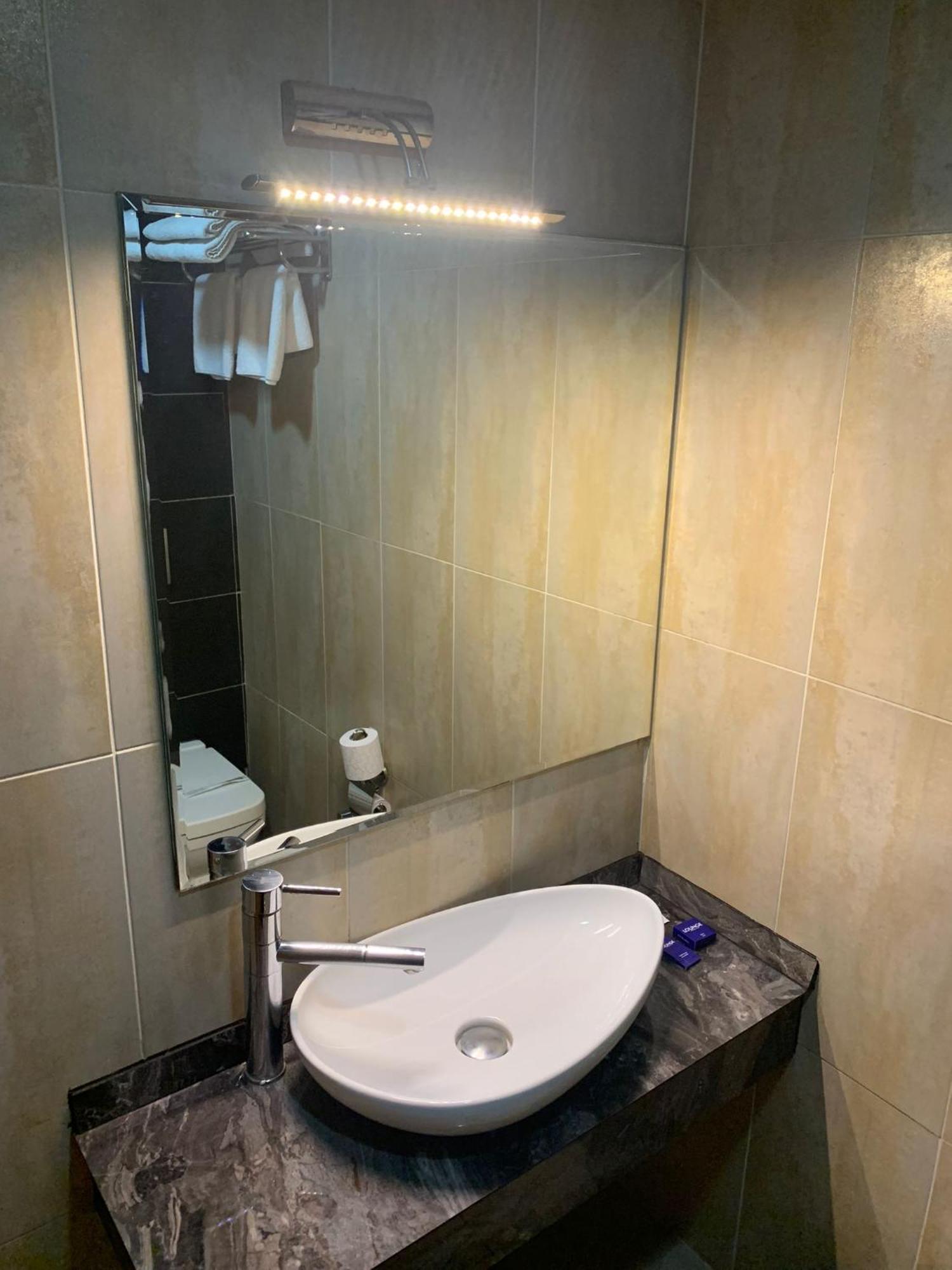 Budget Single Room,1643172384:JPEG