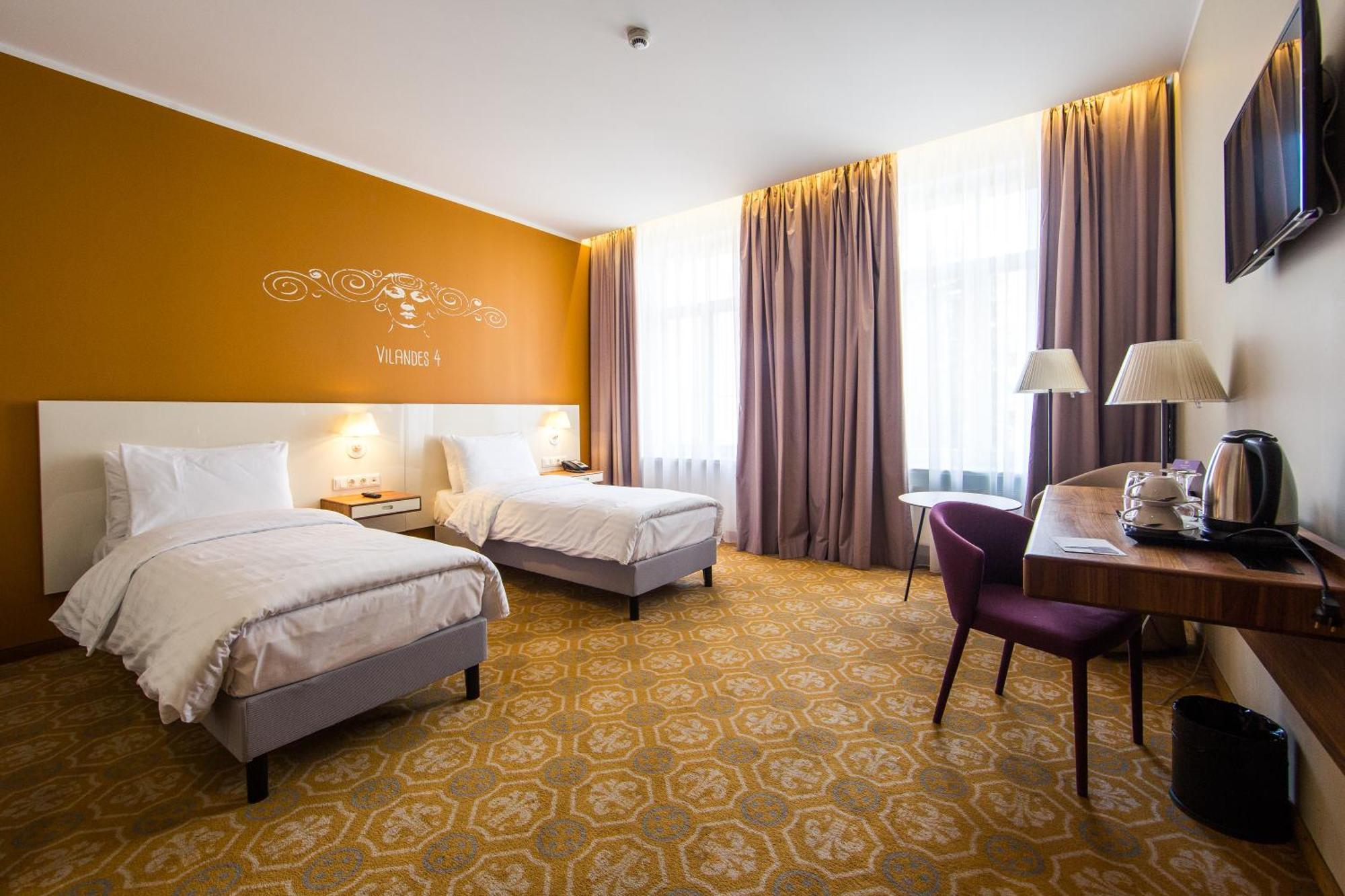 Classic Twin Room