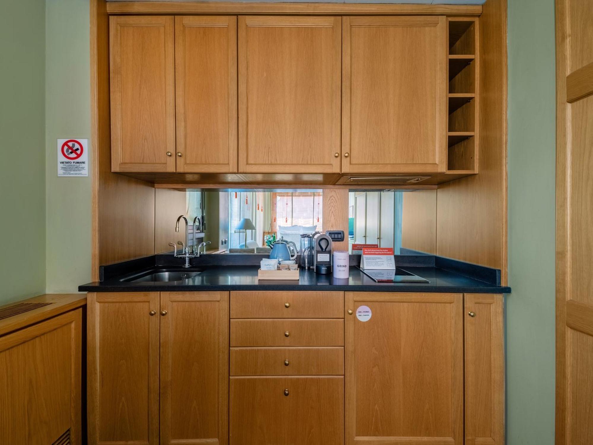 Large Studio Kitchenette