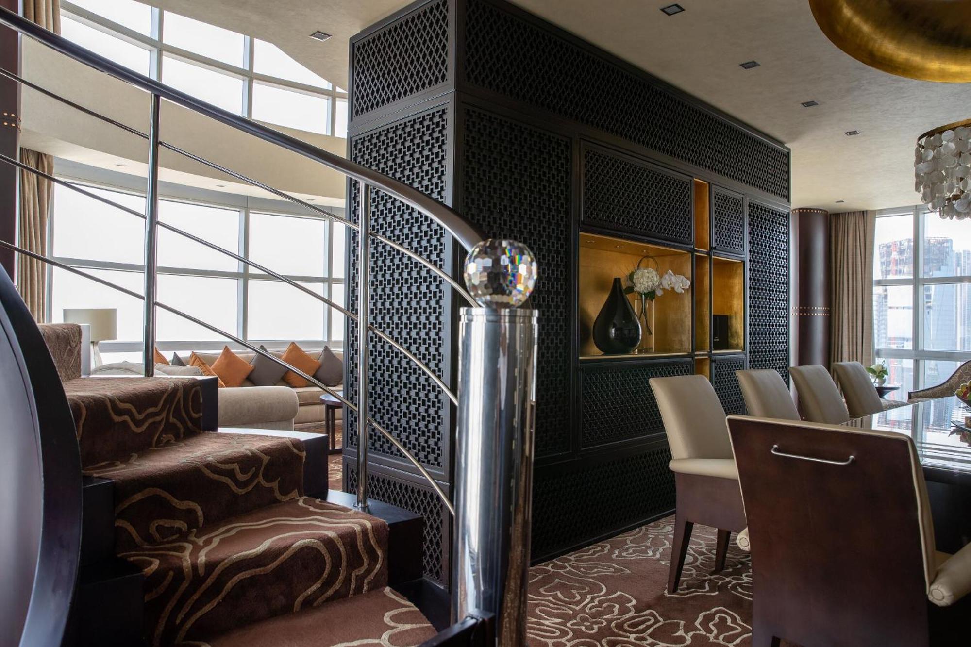 Royal Suite Panoramic Skyline Views Airport Transfers Direct Connectivity to Museum of The Future Complimentary Signature Afternoon Tea Evening Sundowners Soft Refreshments Canapes