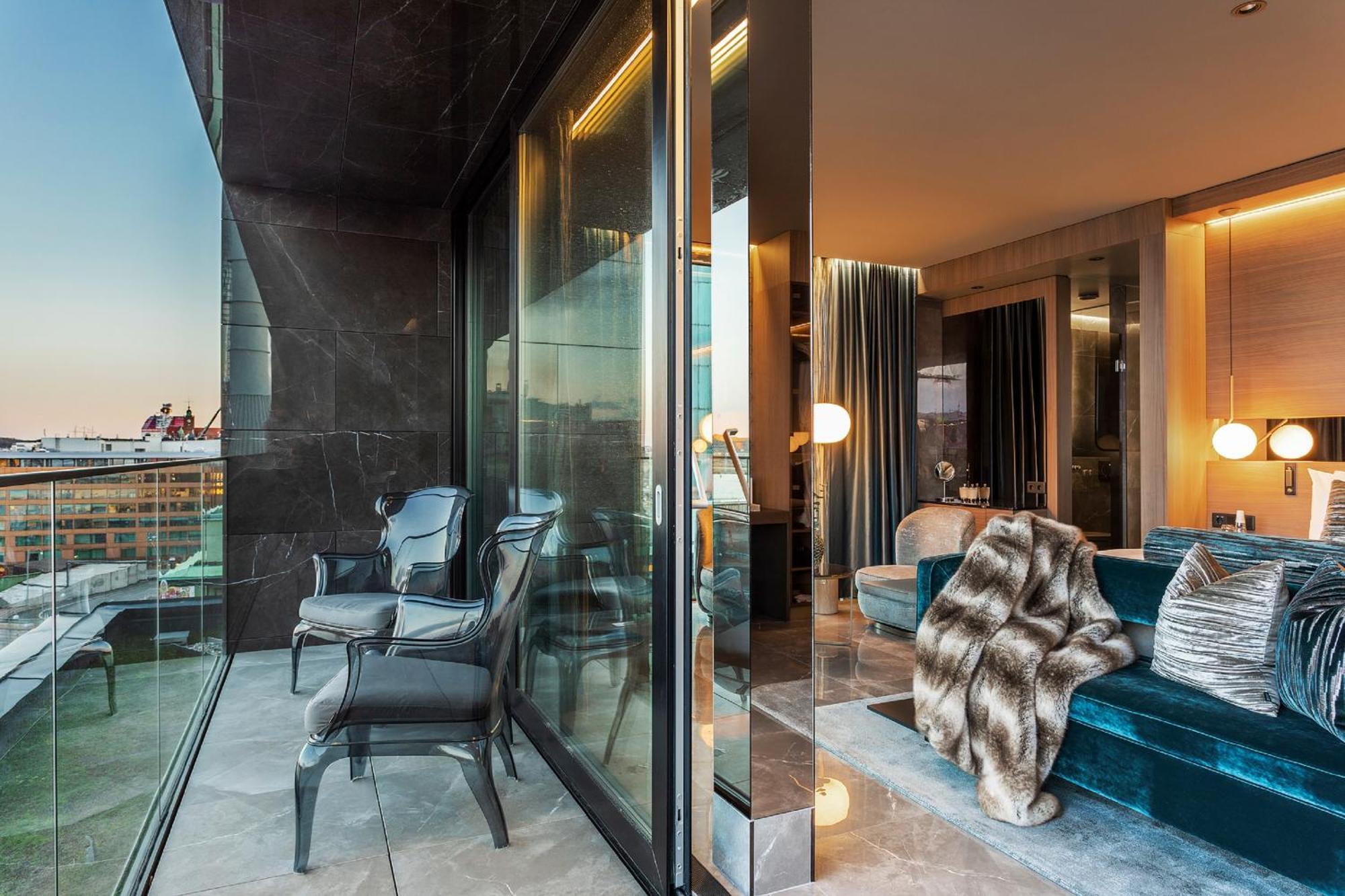 Penthouse – min age 25