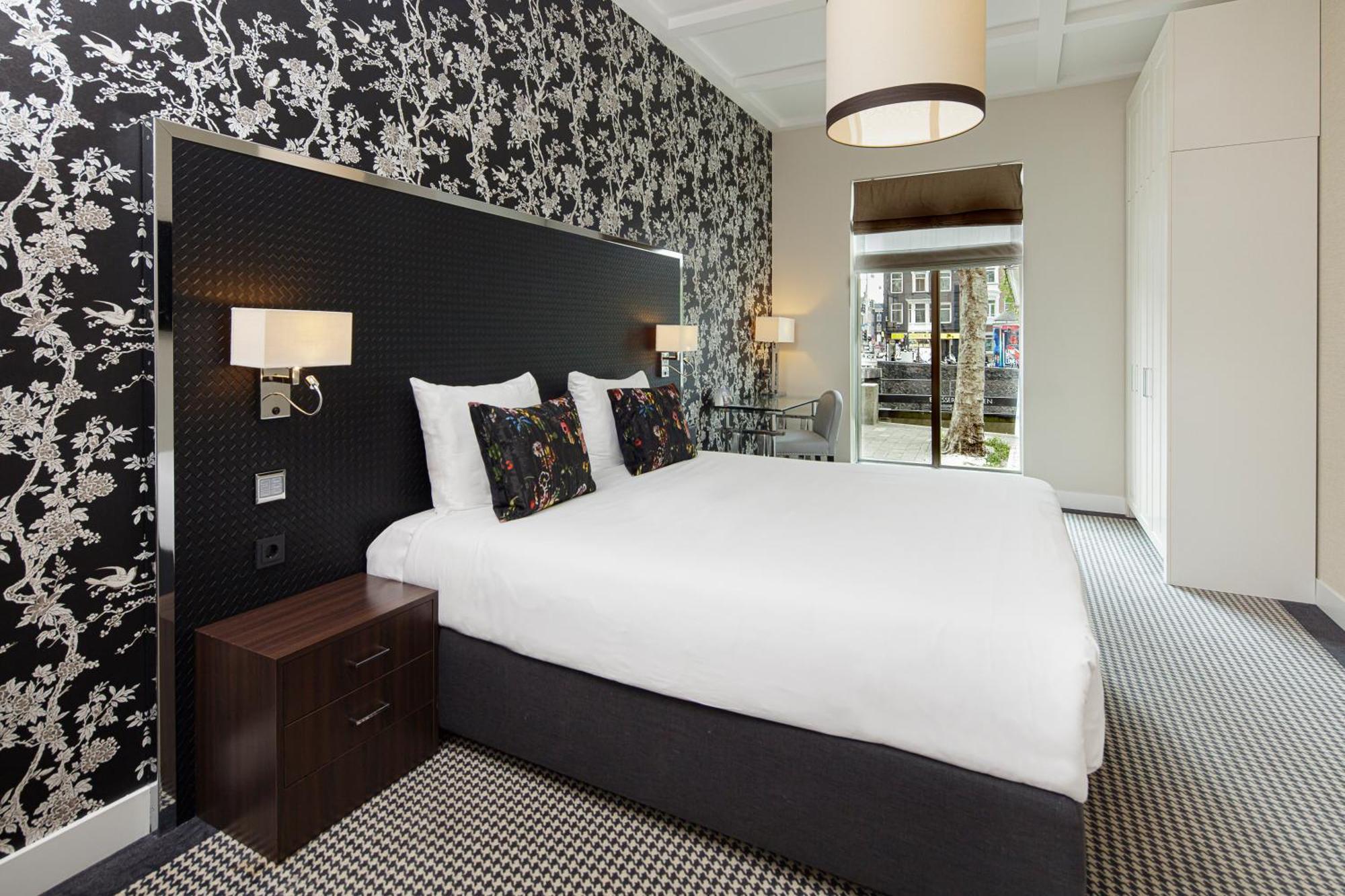 Deluxe Double Room Canal View