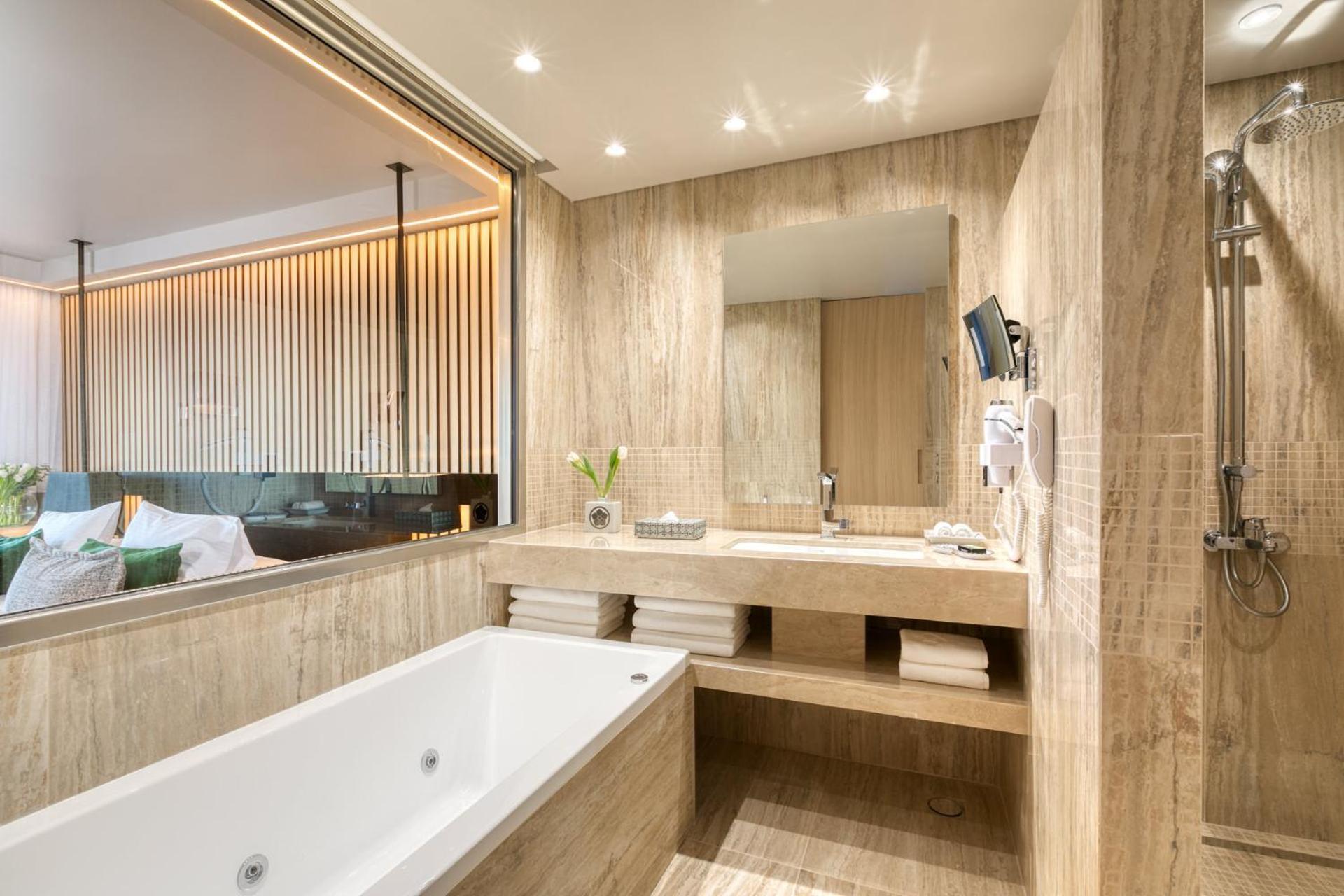 Divine Acropolis View Suite