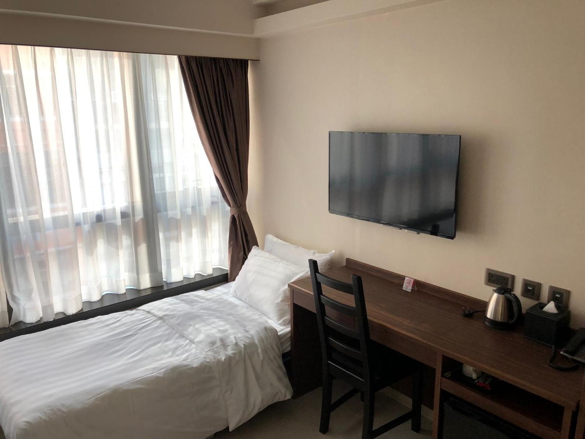 Twin Room Extra Bed