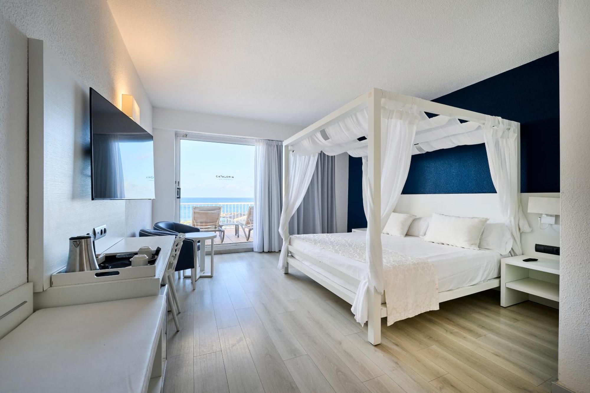 Dubbelrum Honeymoon med terrass och panoramautsikt över havet