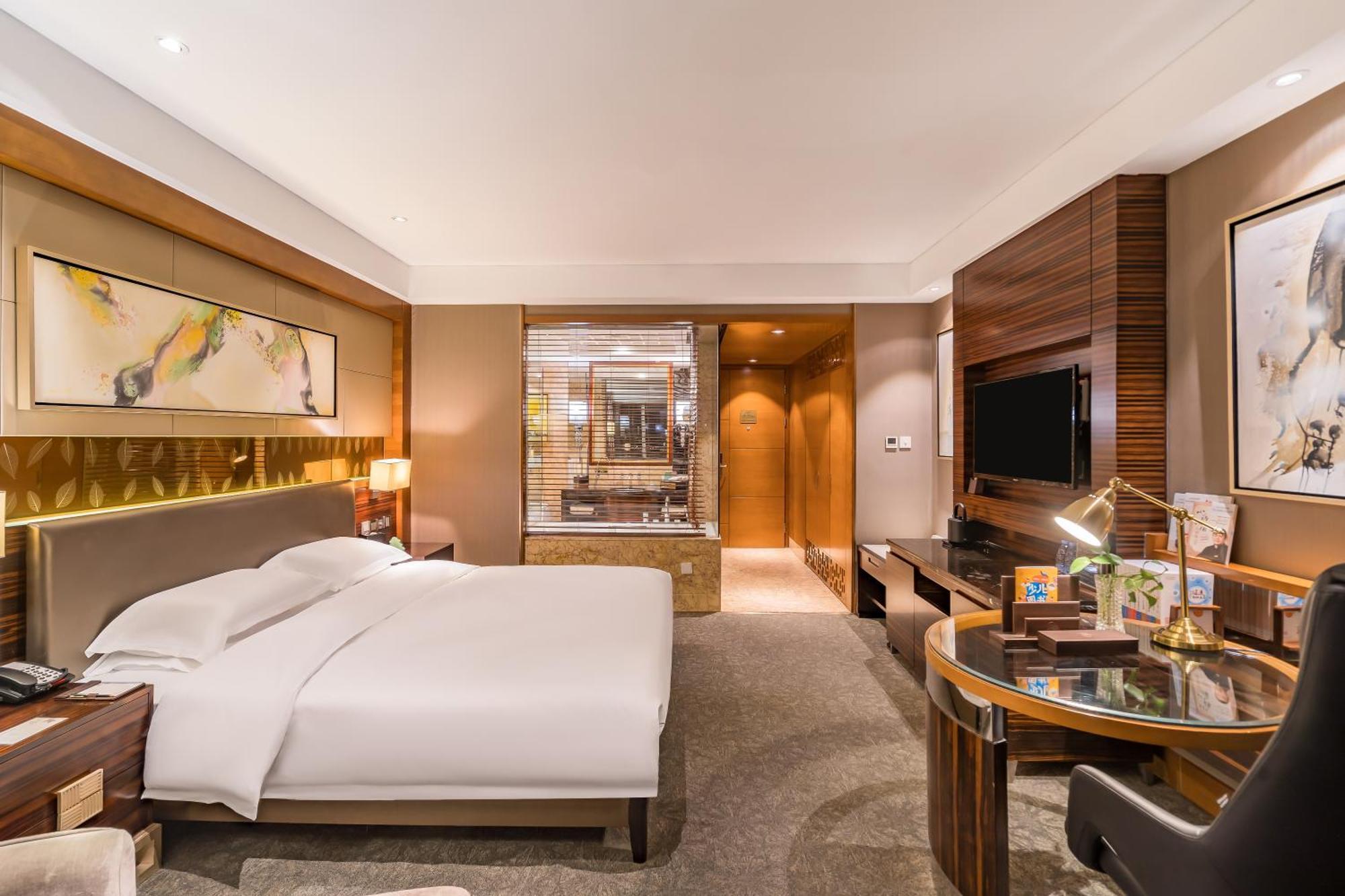 Rom Executive med king-size-seng