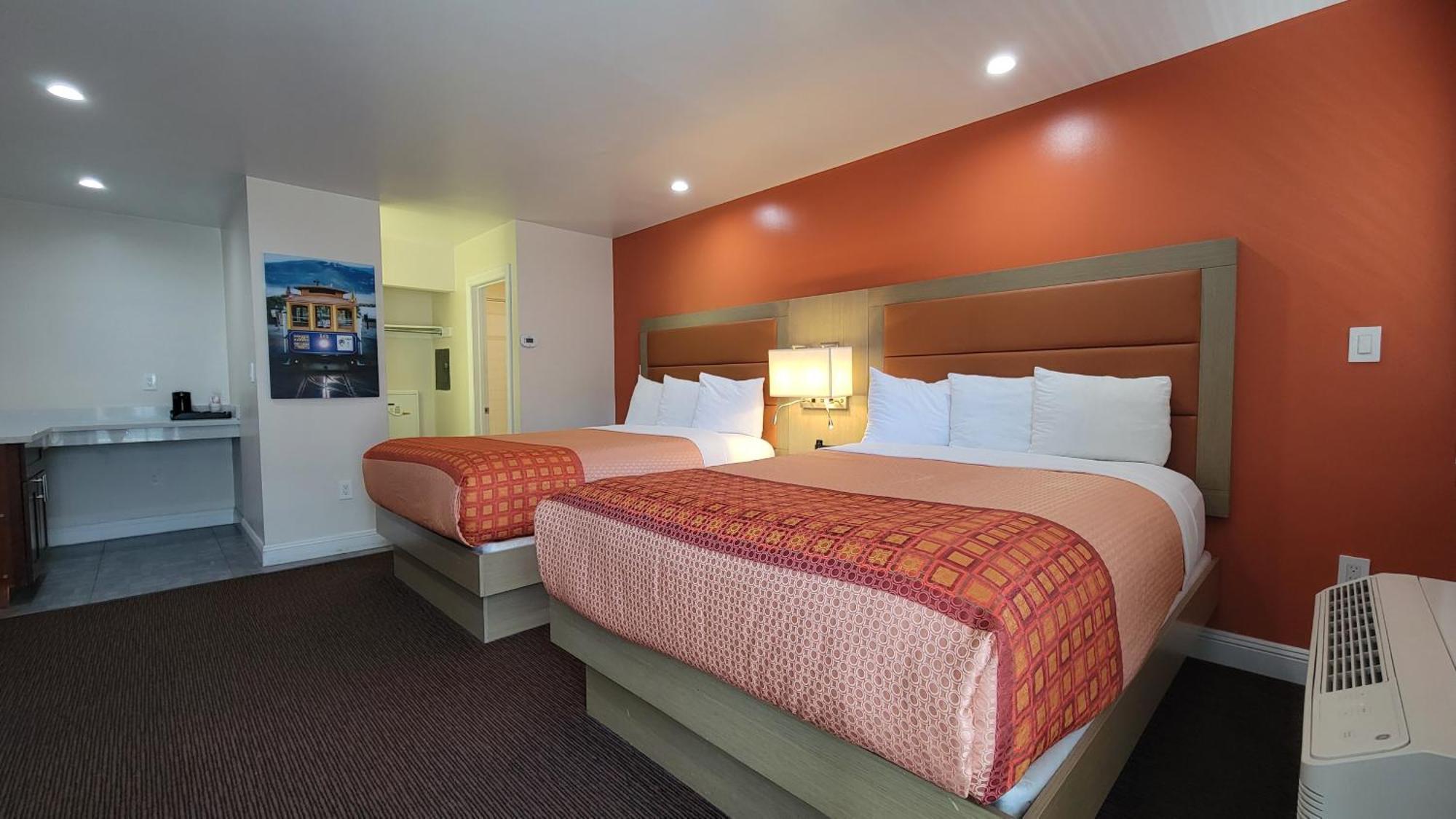 Premium Queen or Queen Room