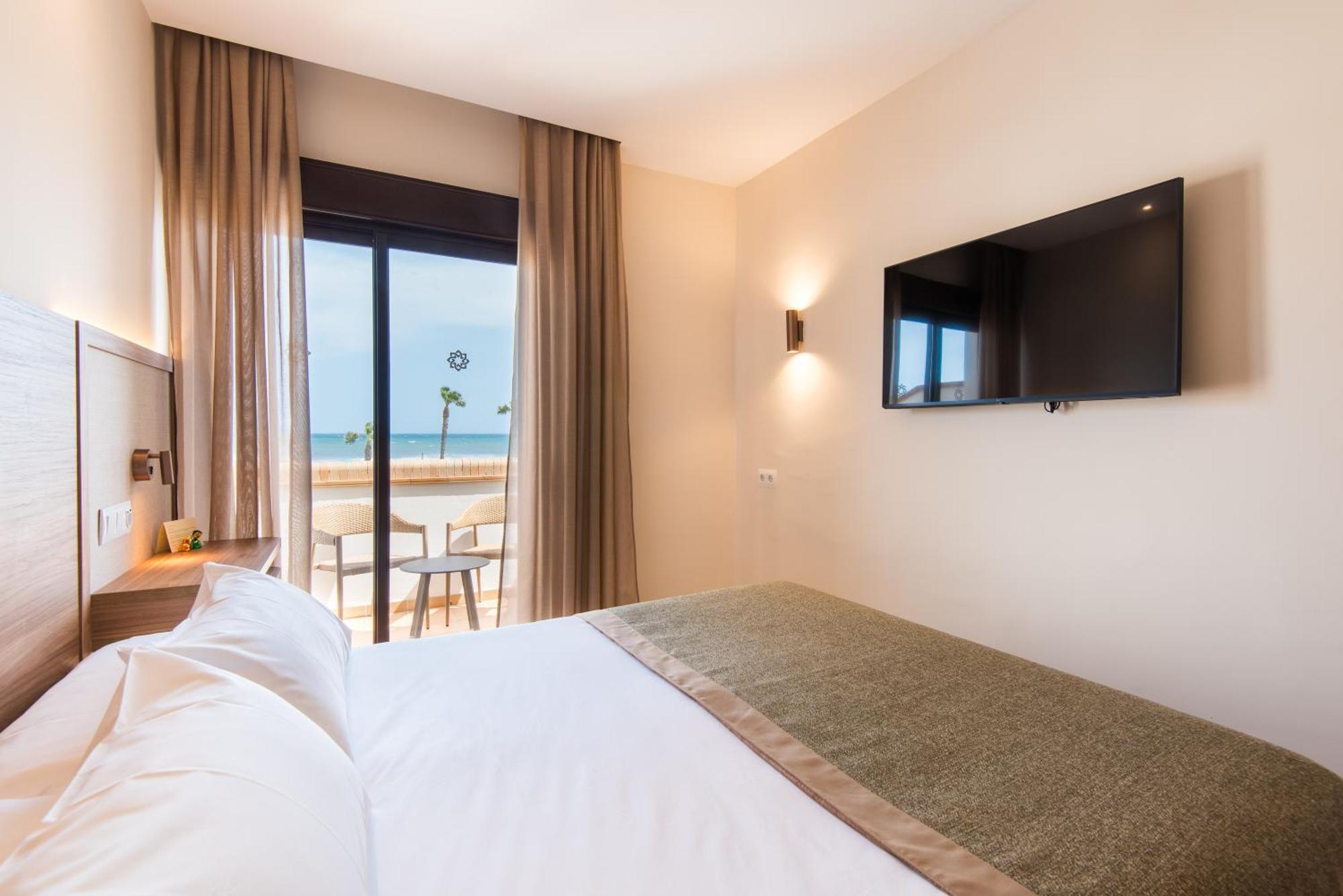 Standard Single Room Side Sea View