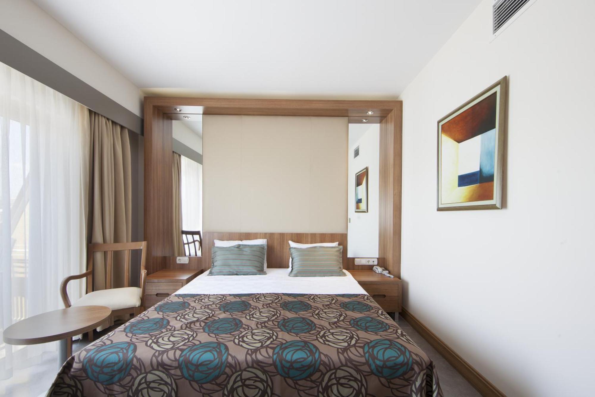 Family Room Side Sea View