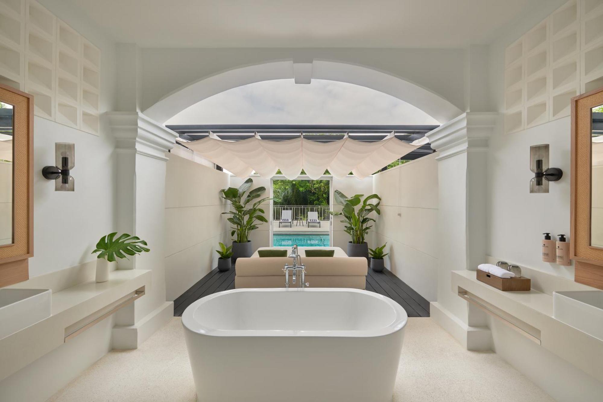 Couple Suite with Direct Access to Pool