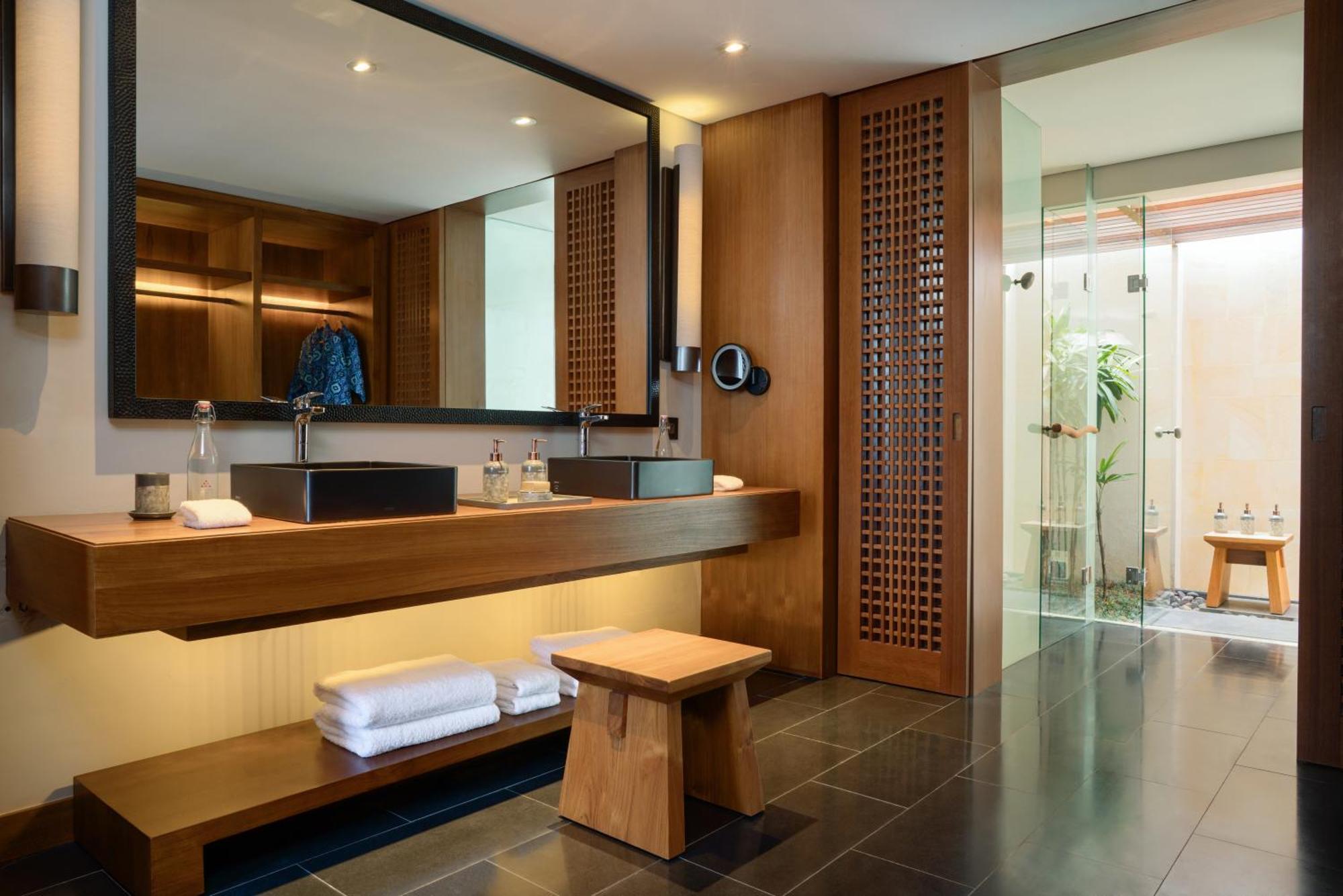 Cliff Pool Villa Three Bedrooms Ocean View