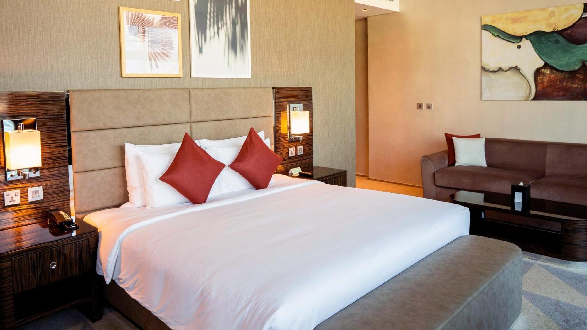 Platinum Suite Studio Balcony Burj Khalifa View