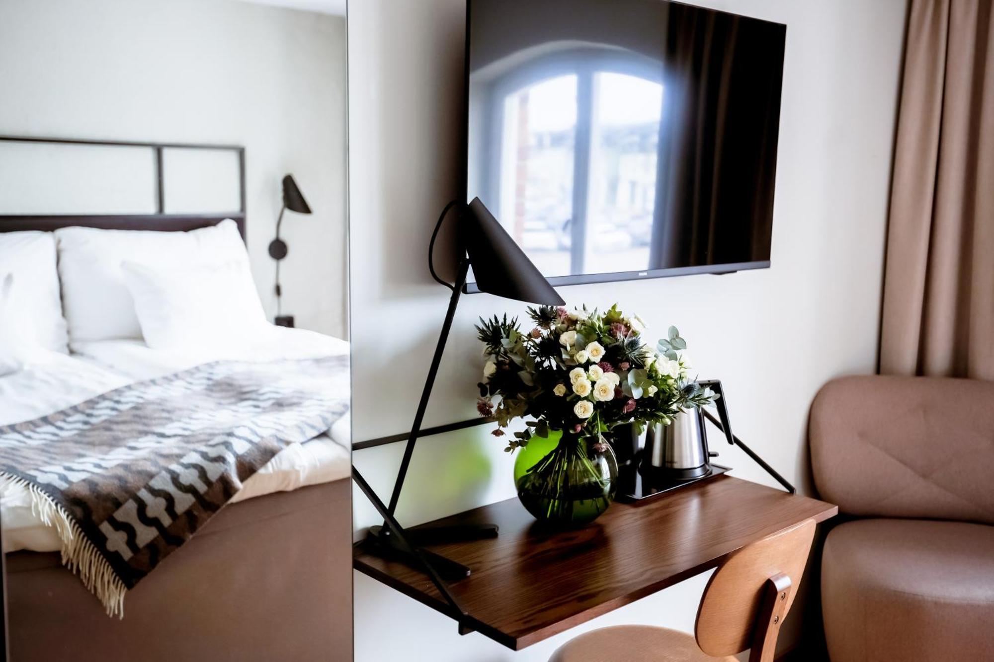 Standard Double Room,1595396114:JPEG