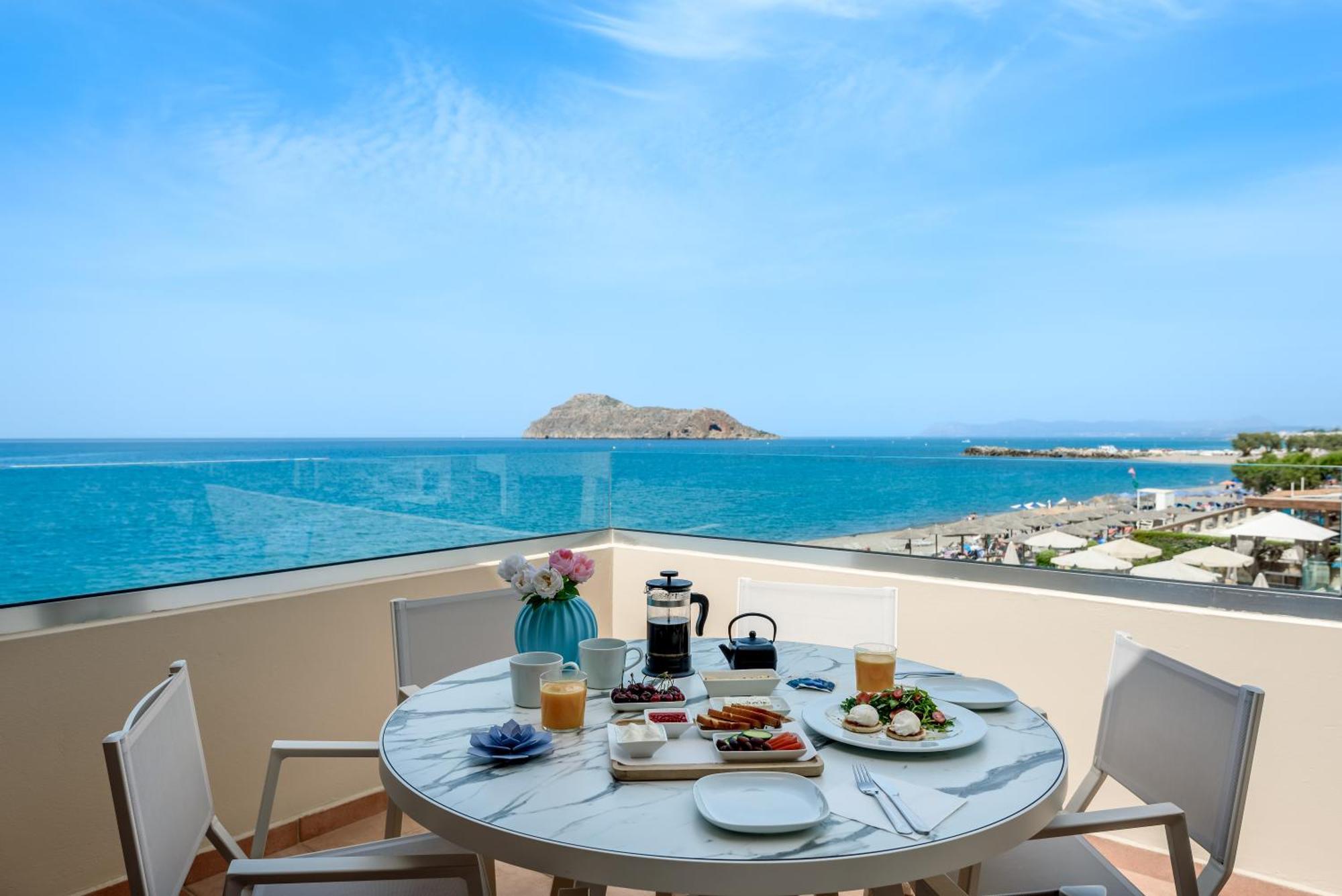 Premium Two-bedroom Sea View Suite,1595403786:JPEG